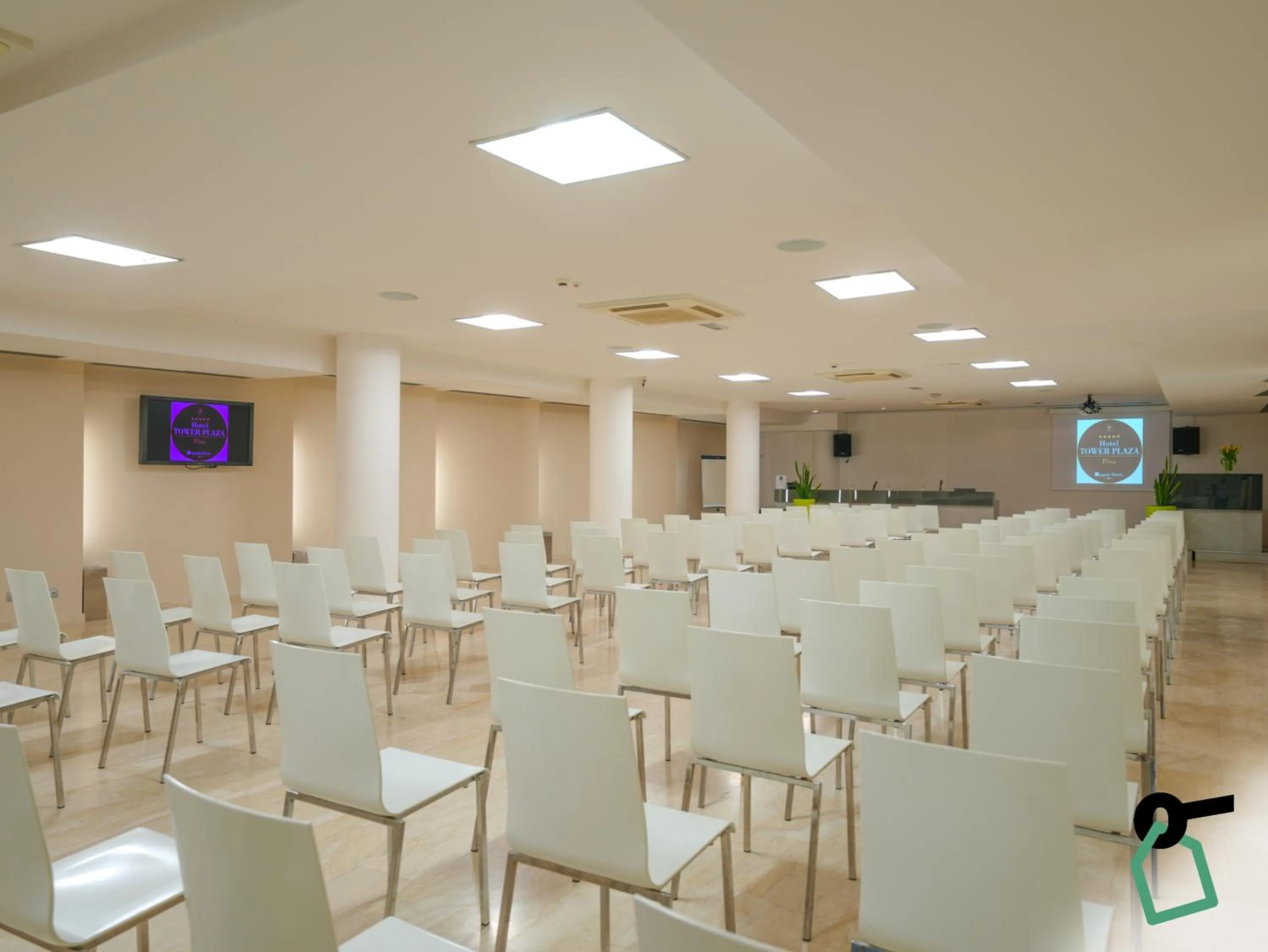 Meeting/conference room in HOTIDAY Room Collection - Pisa