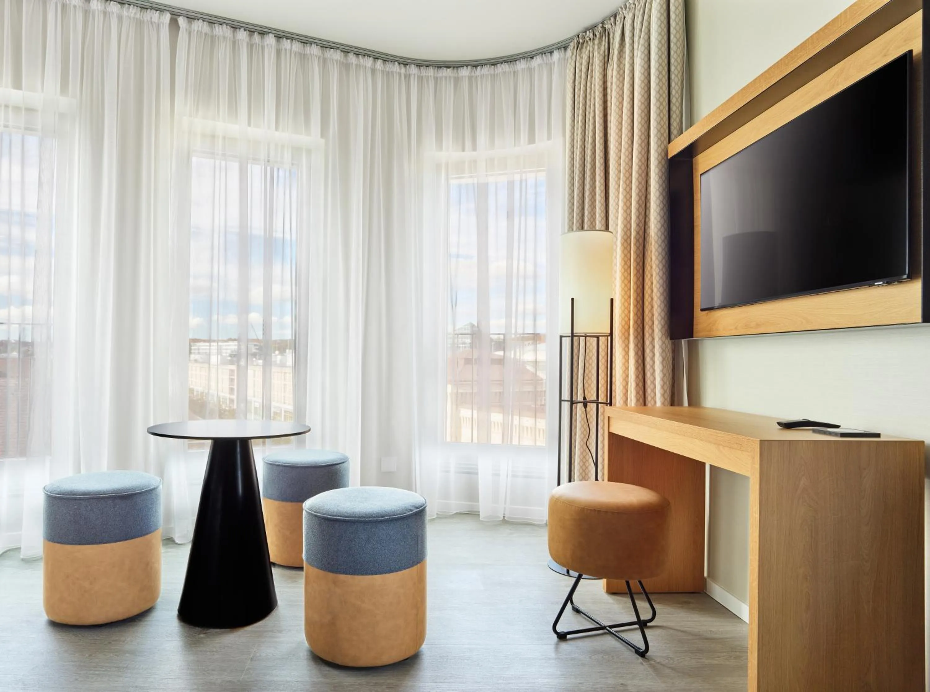 TV and multimedia in H2 Hotel Saarbrücken