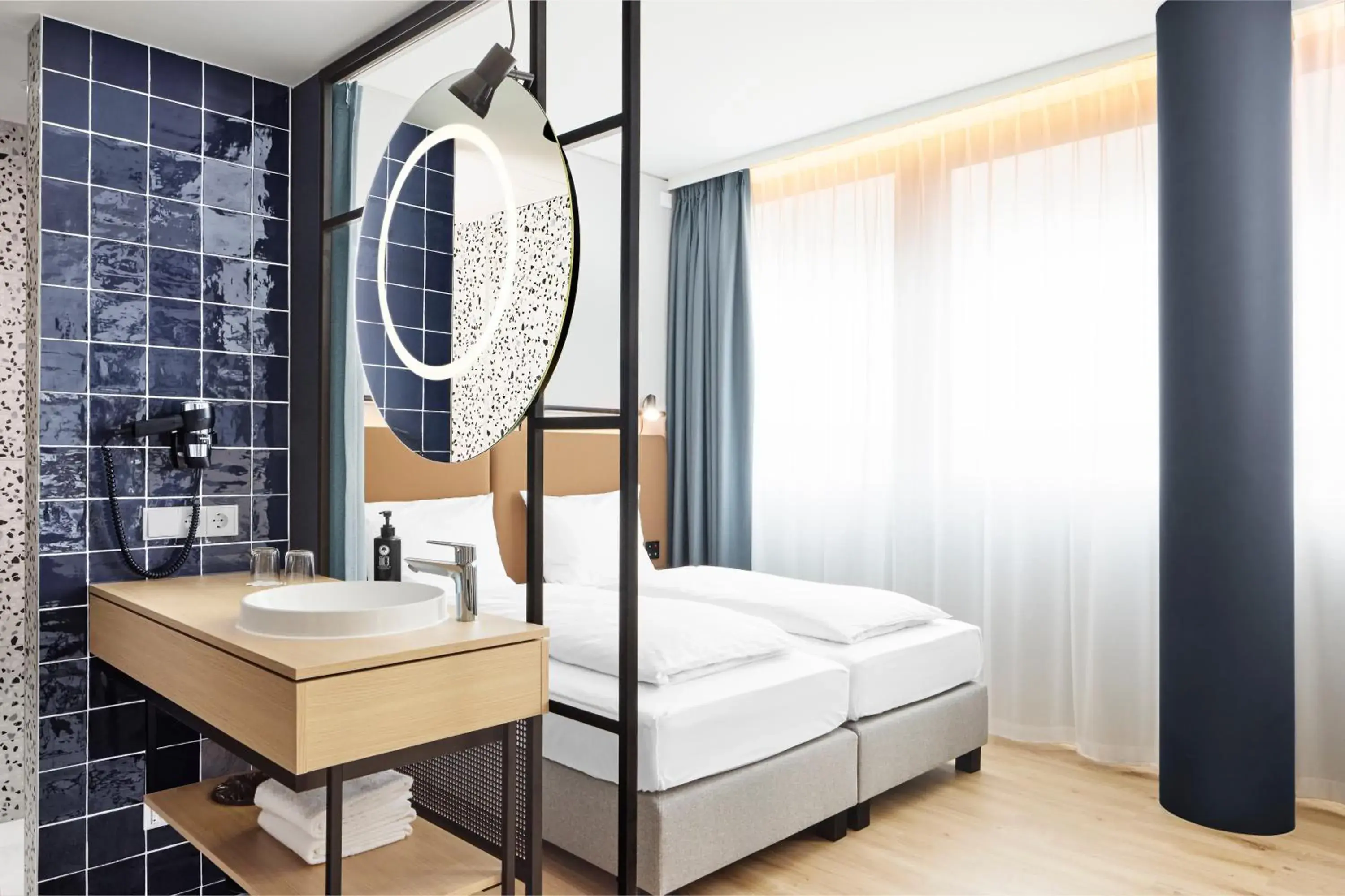 H2 Hotel Wien Schönbrunn H2 Hotel Wien Schönbrunn