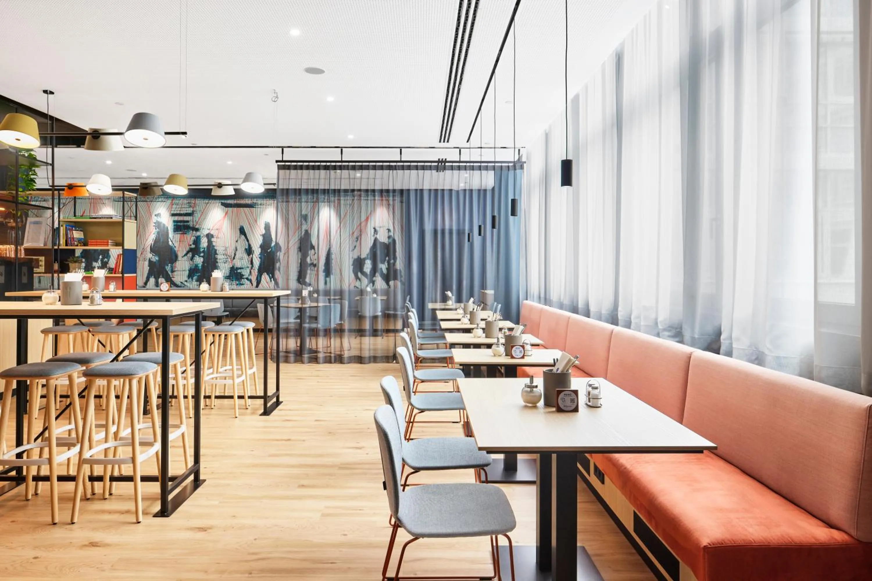 Restaurant/places to eat in H2 Hotel Wien Schönbrunn