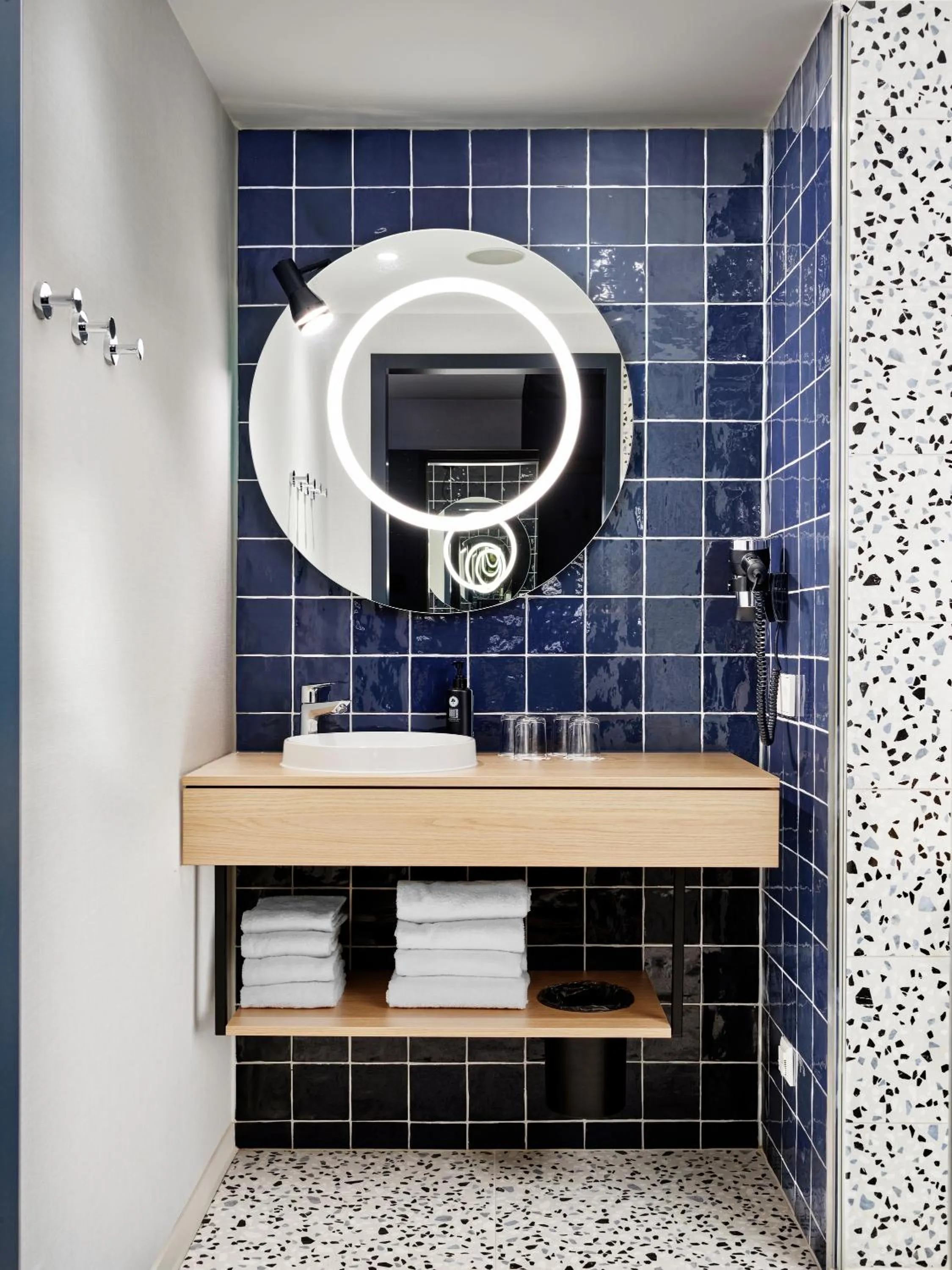 Bathroom in H2 Hotel Wien Schönbrunn