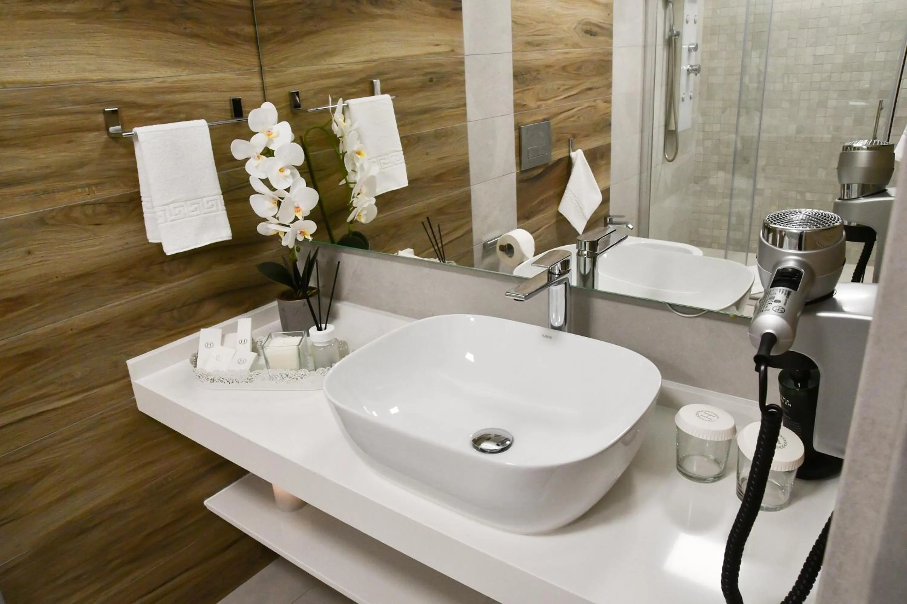 Bathroom in NOVOS ApartHotel