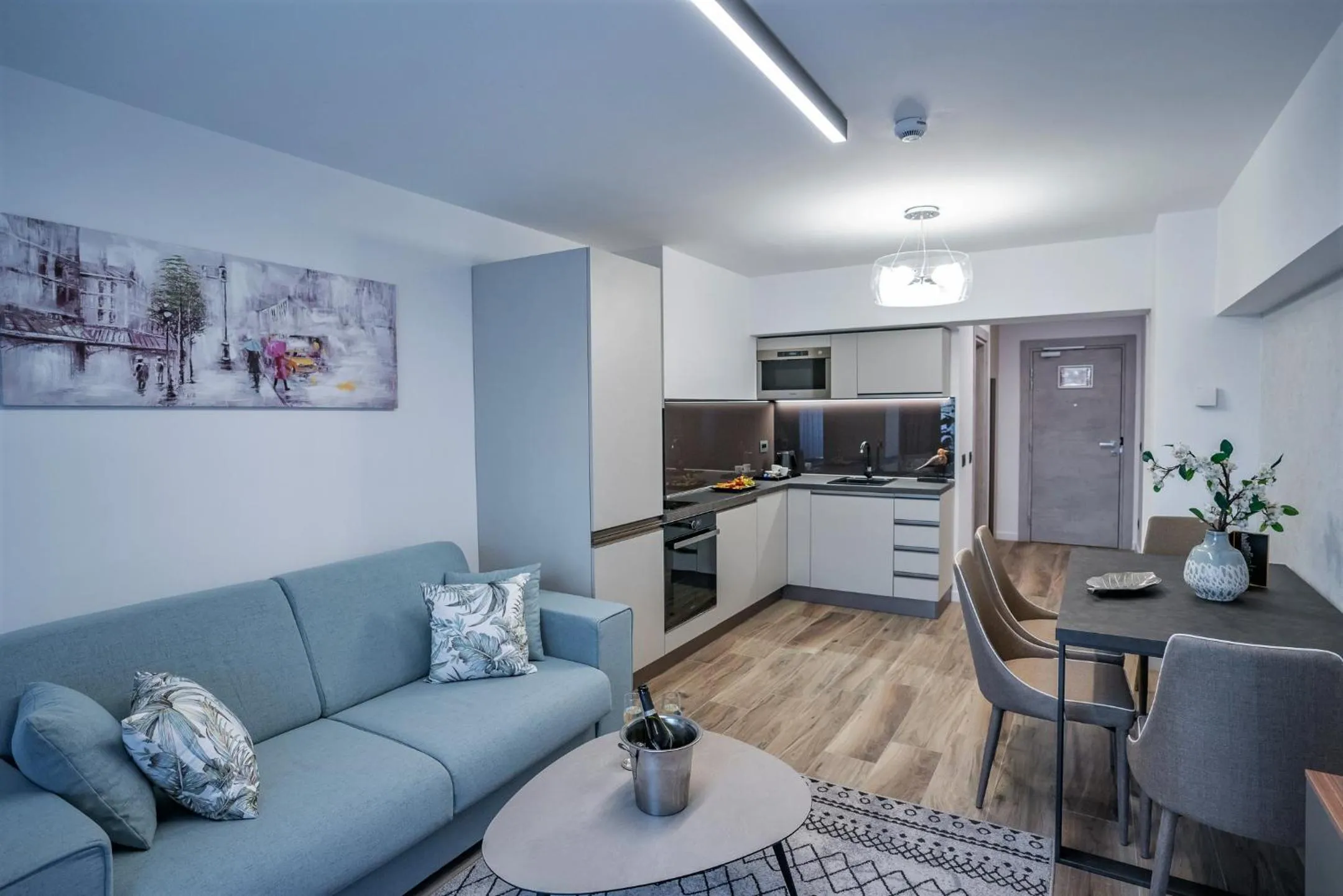 Kitchen or kitchenette in NOVOS ApartHotel