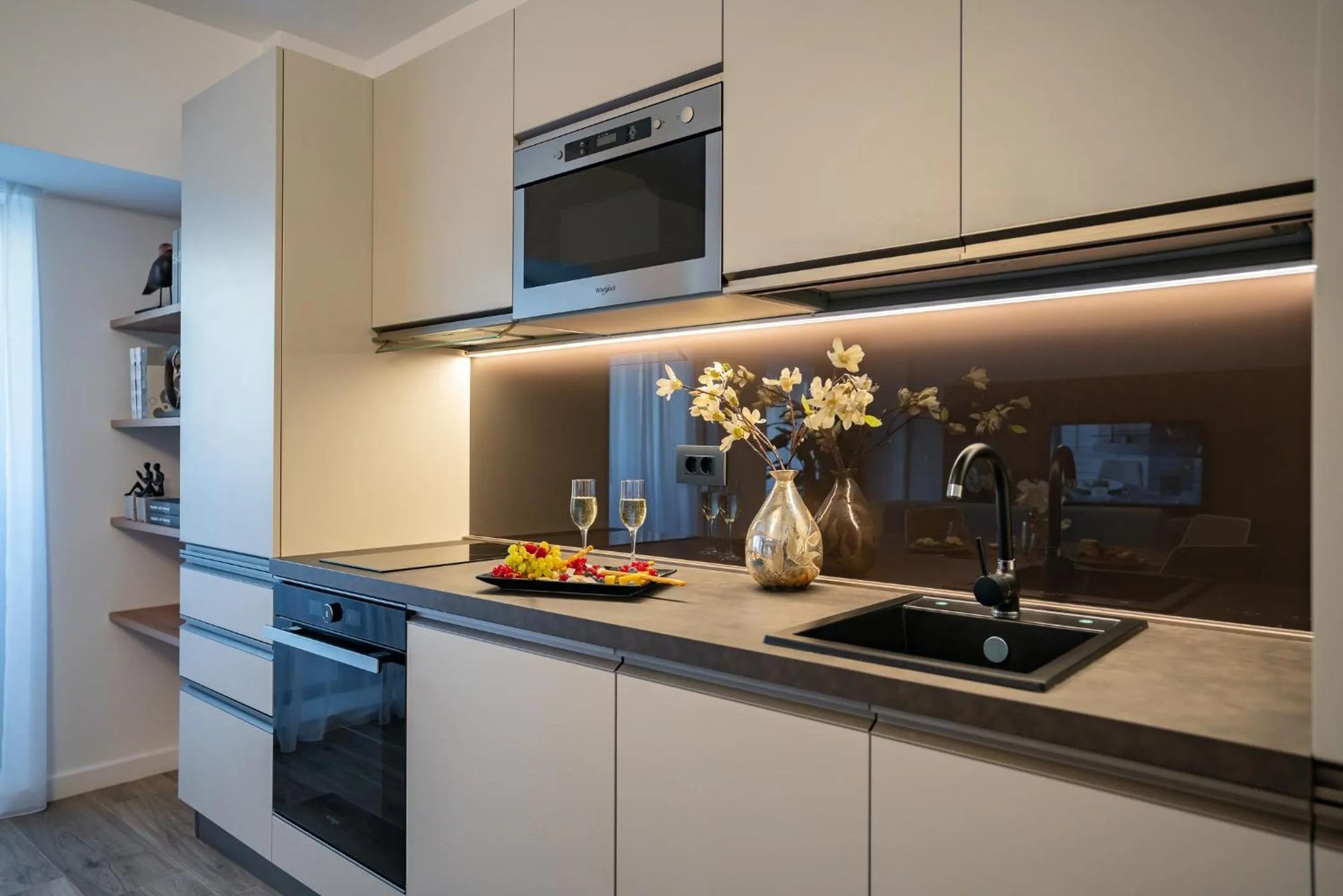 Kitchen or kitchenette in NOVOS ApartHotel