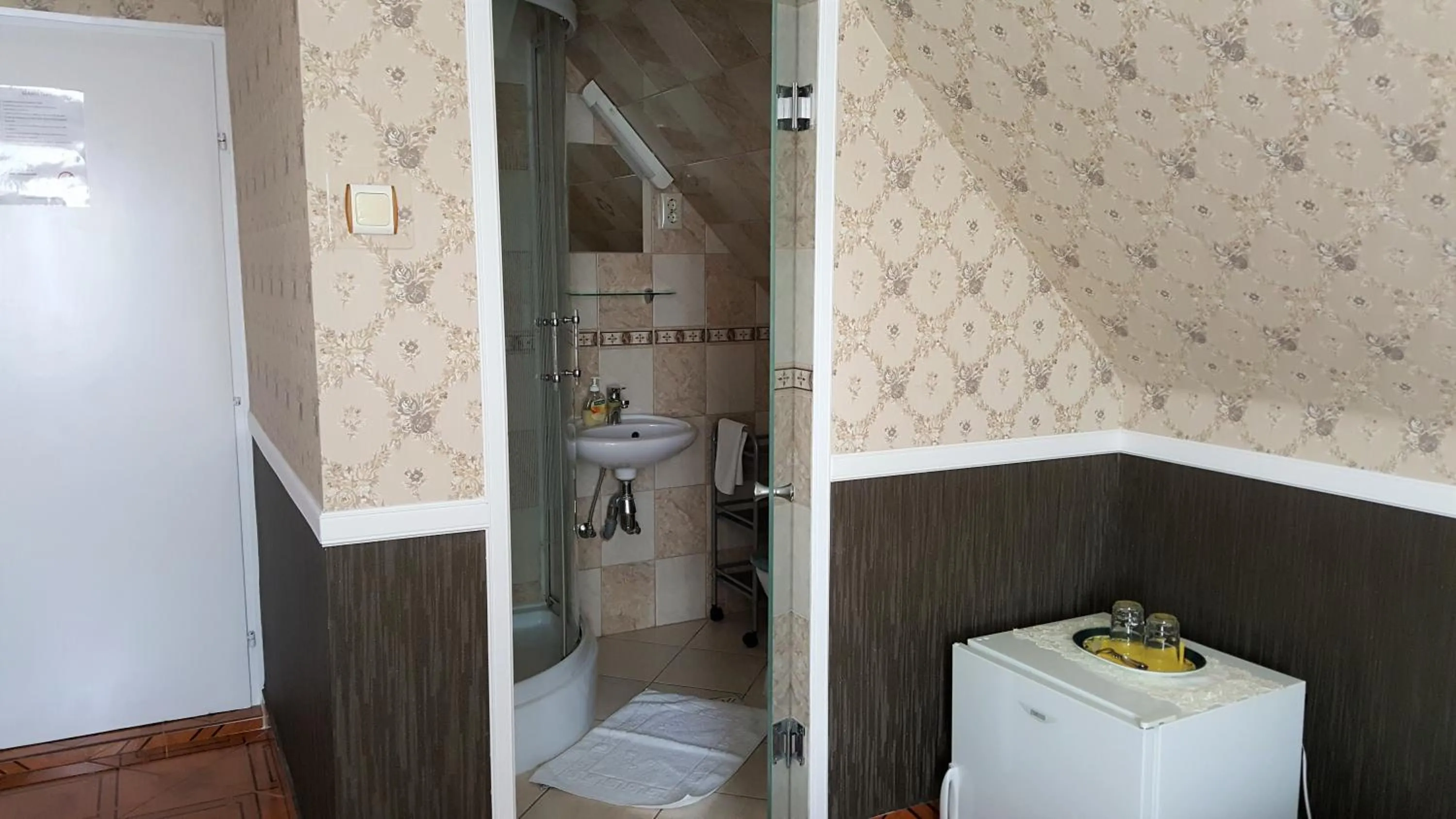 Bedroom in Kitti Panzió