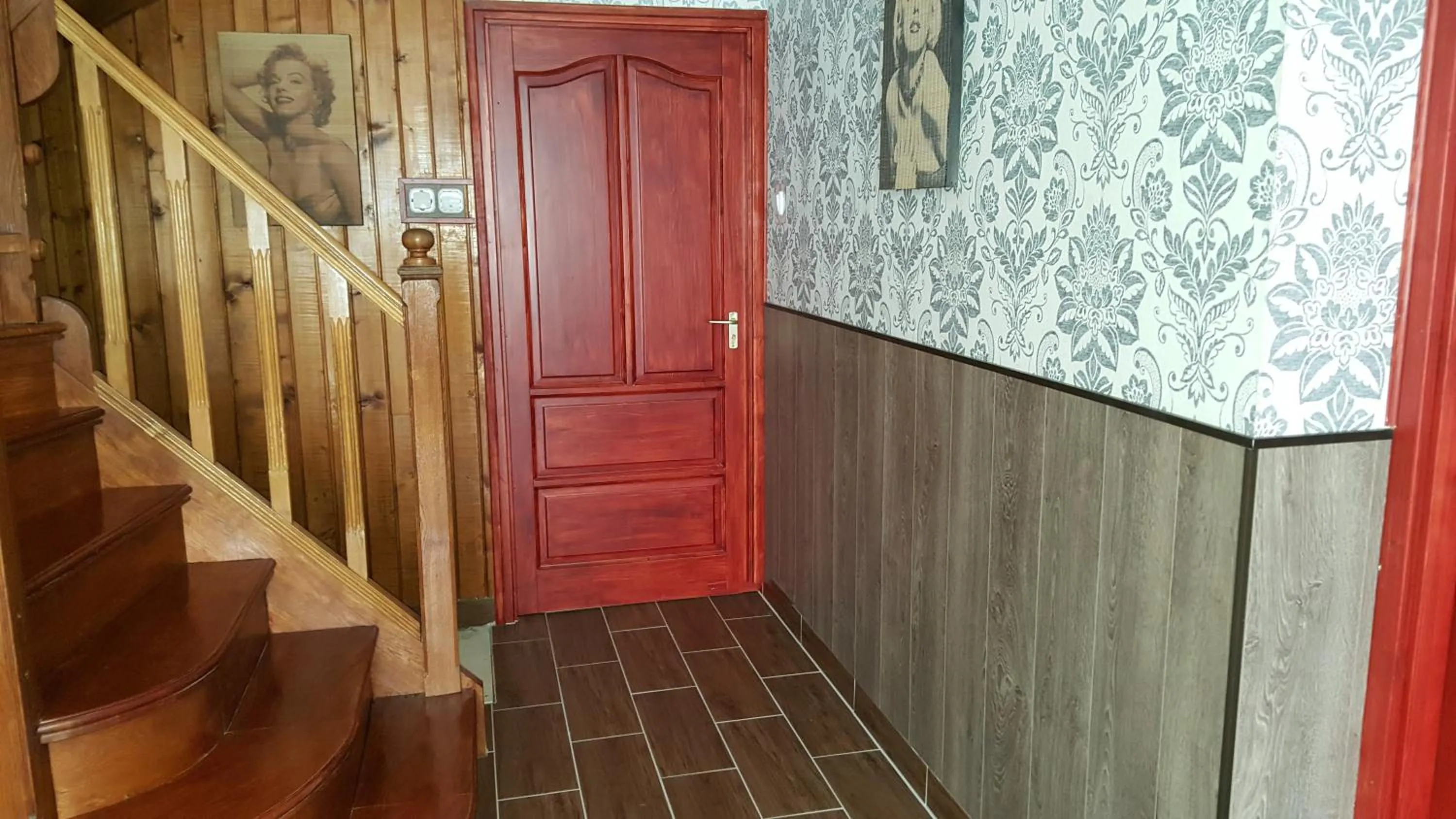 Property building in Kitti Panzió