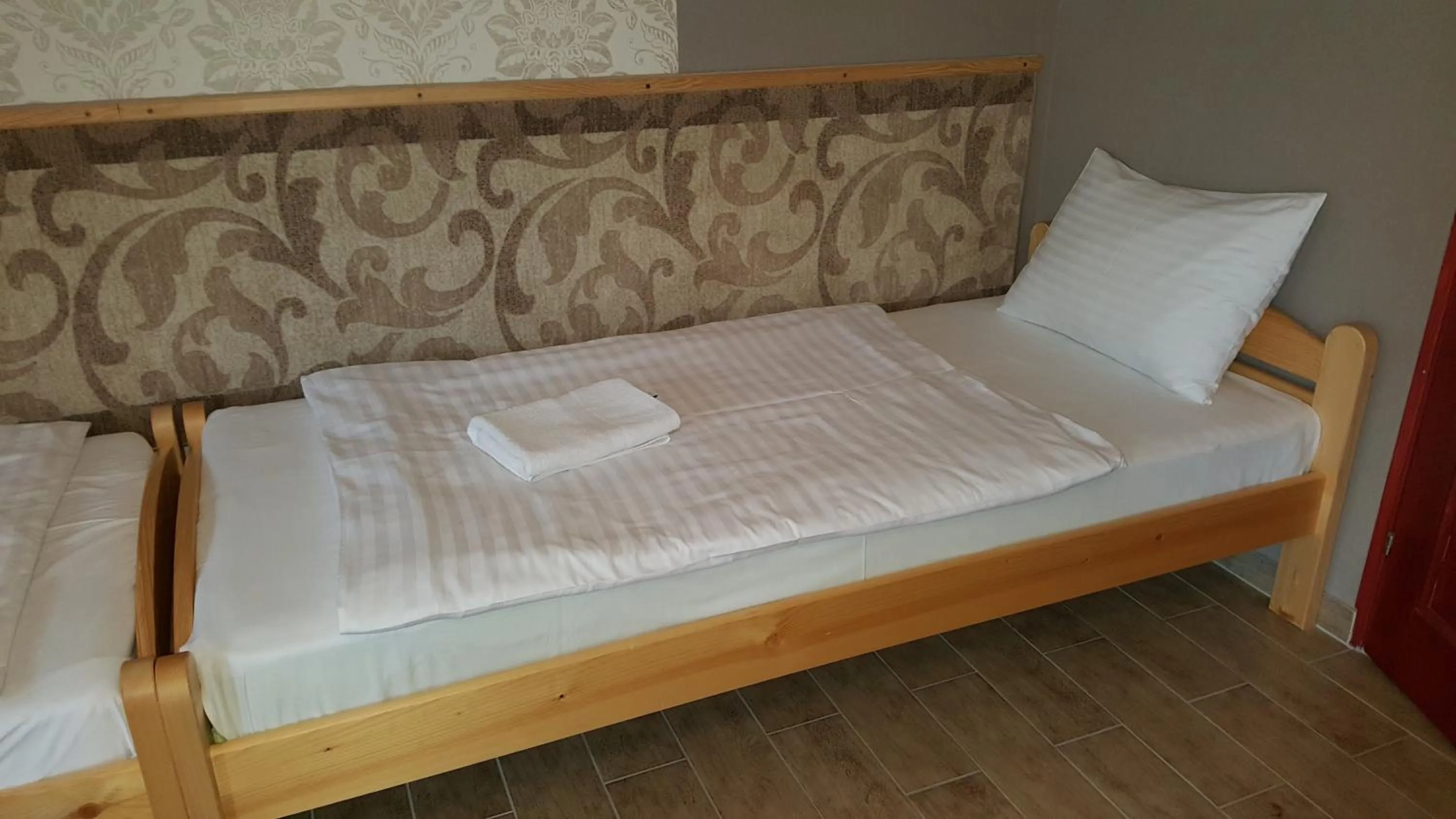 Bed in Kitti Panzió