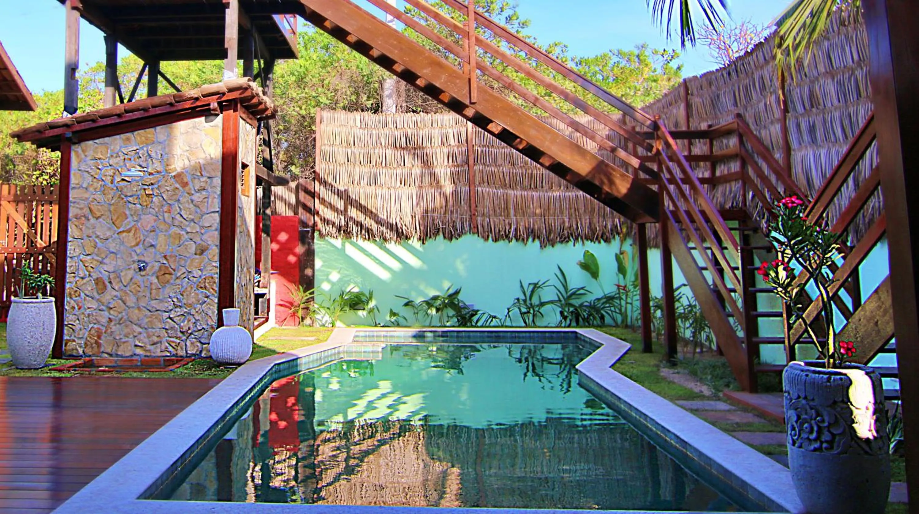 Swimming pool in Pousada Jurará e Vila Jurará