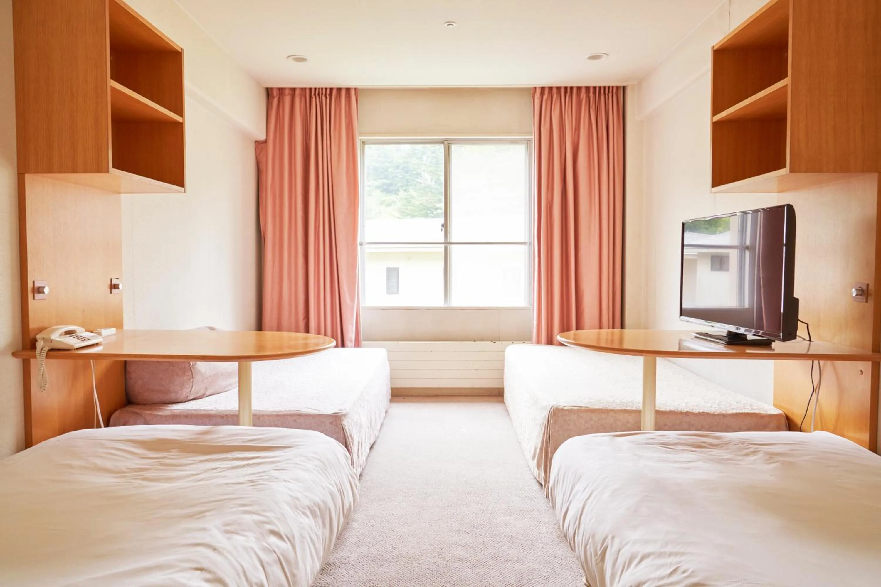 Photo of the whole room, Bed in Manza Kogen Hotel