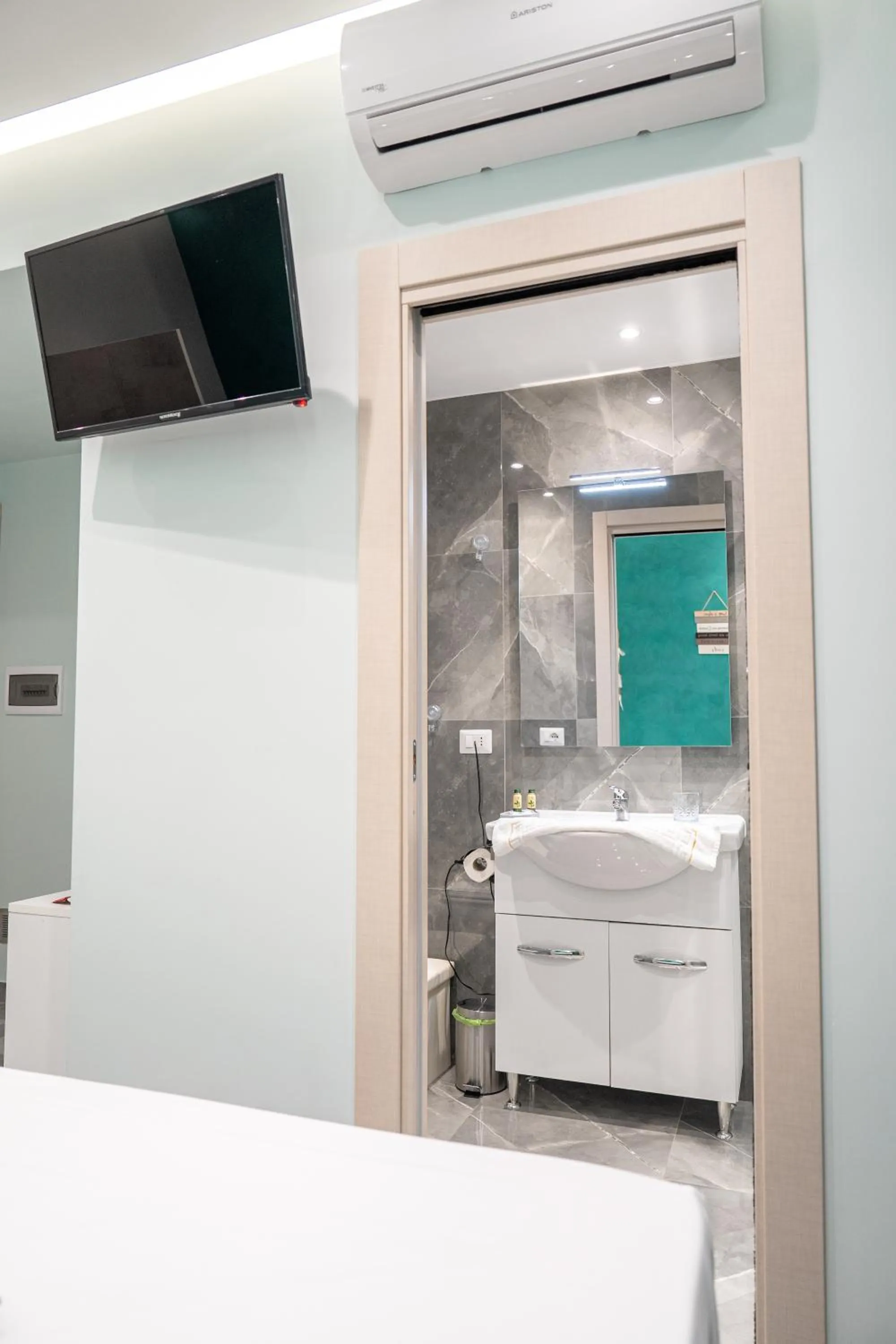 Bathroom in Napolitano Rooms - Central Station