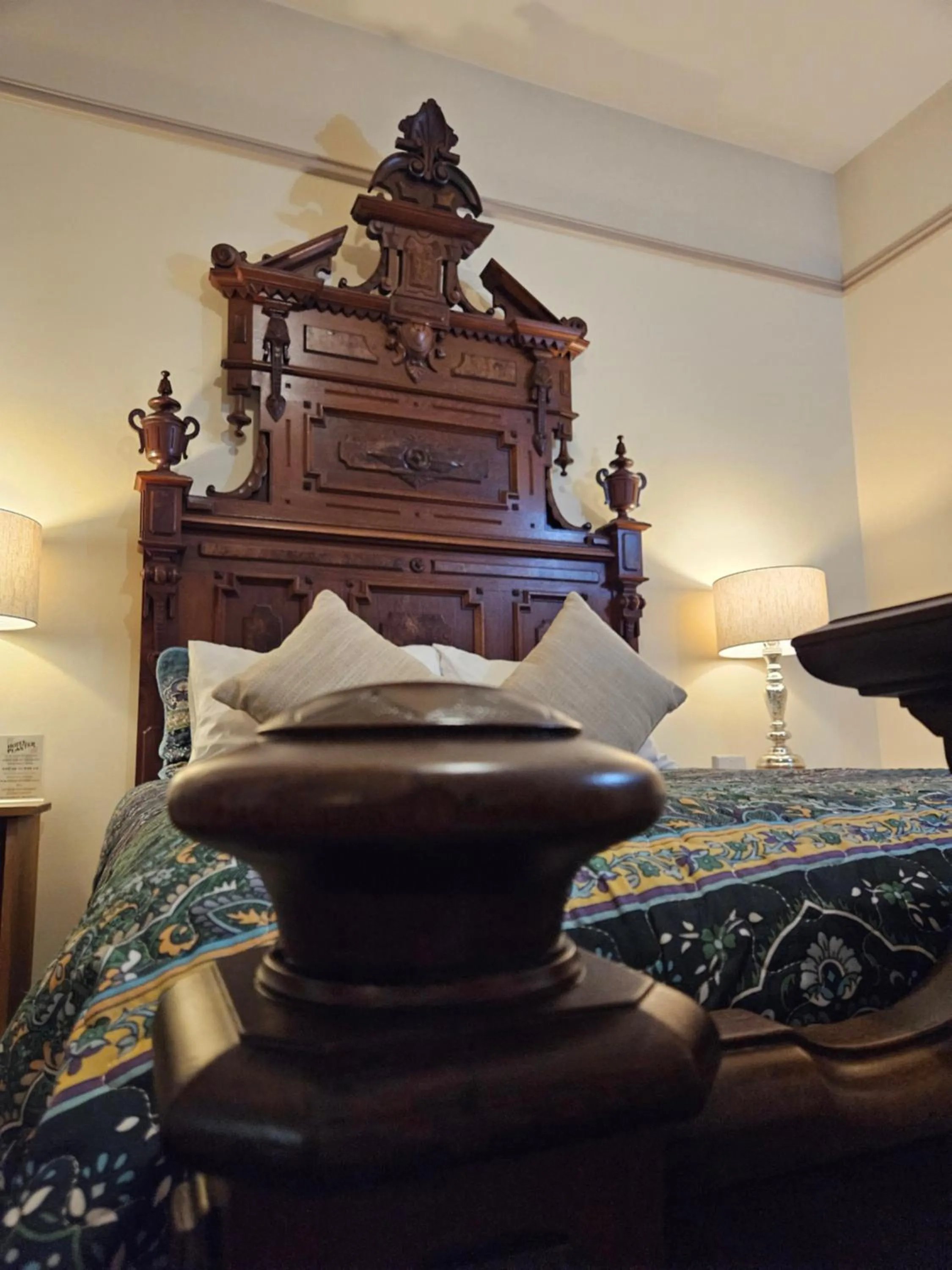 Bed in Hotel Planter