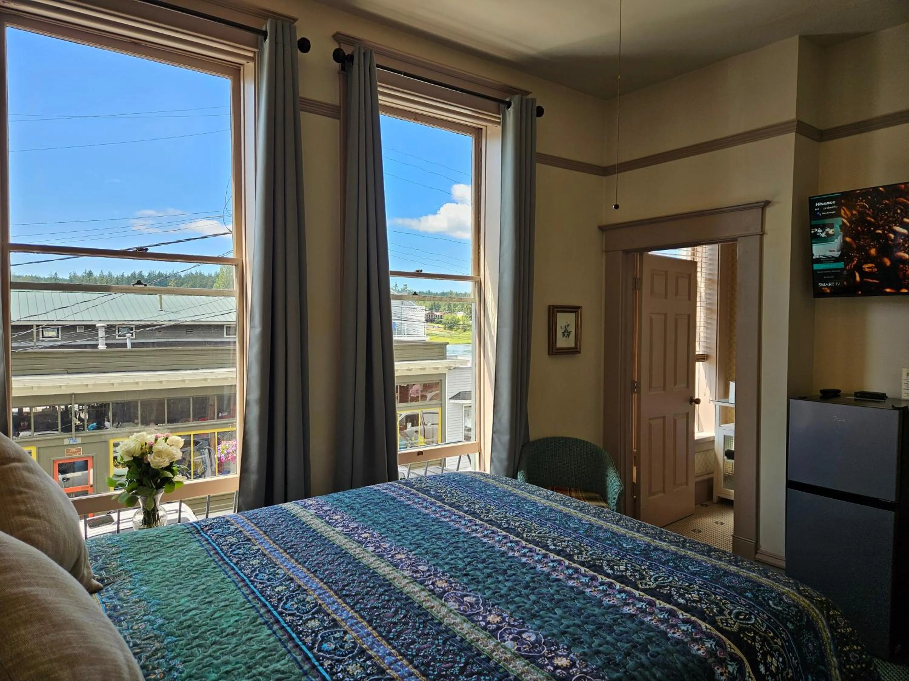 Bed in Hotel Planter