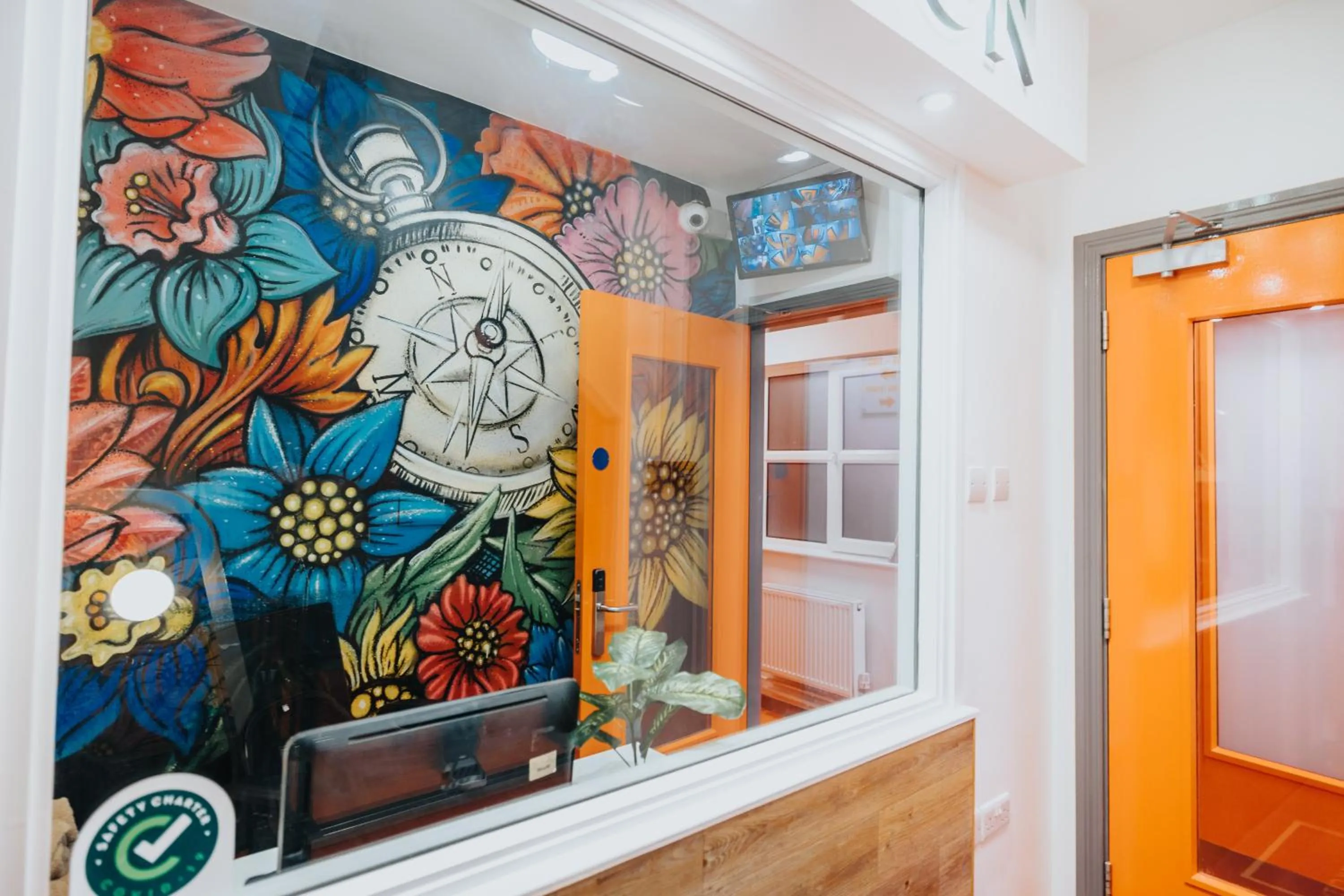 Lobby or reception in Galway City Hostel - Solo Traveller Hostel