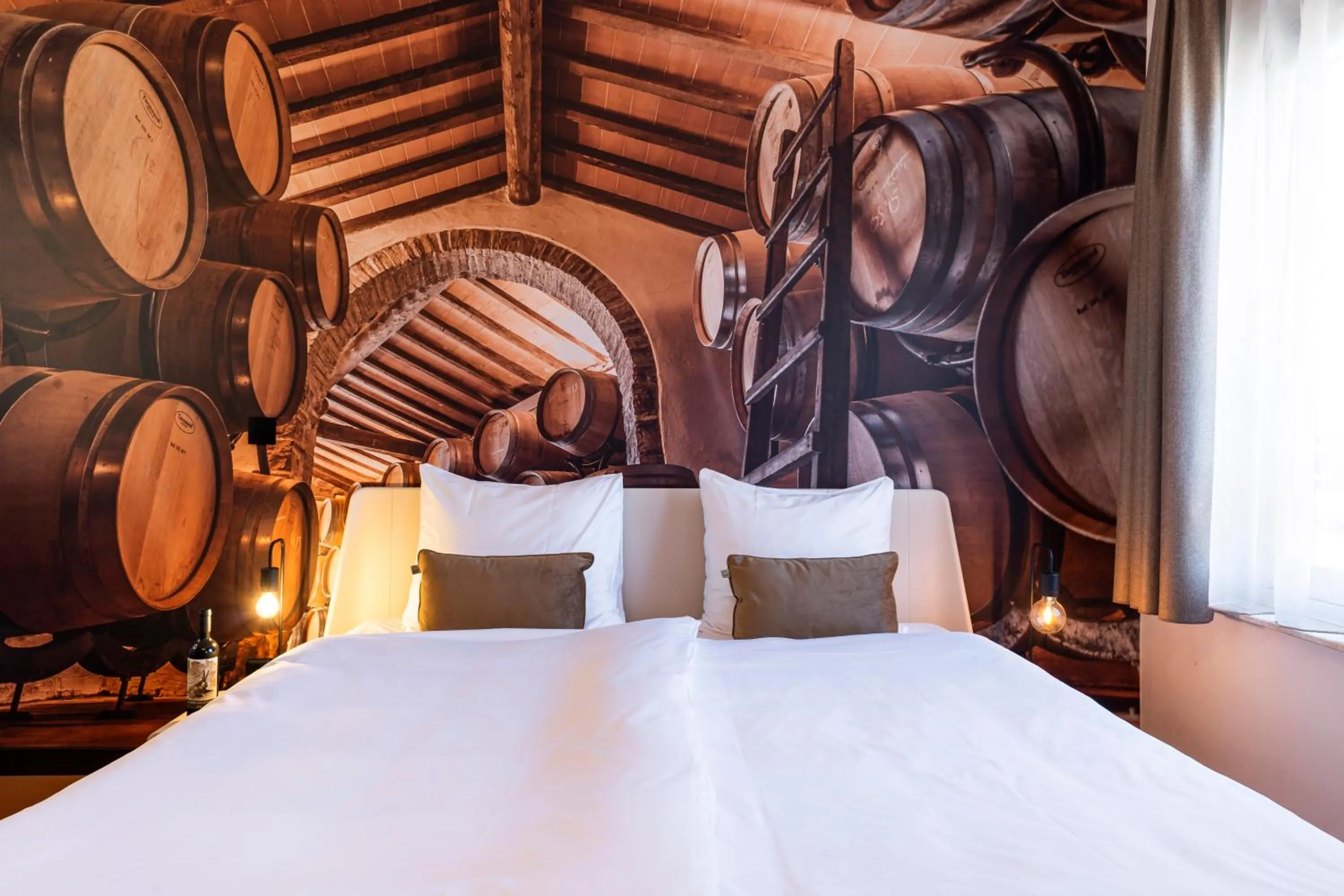 Bed in Dormio Wijnhotel Valkenburg