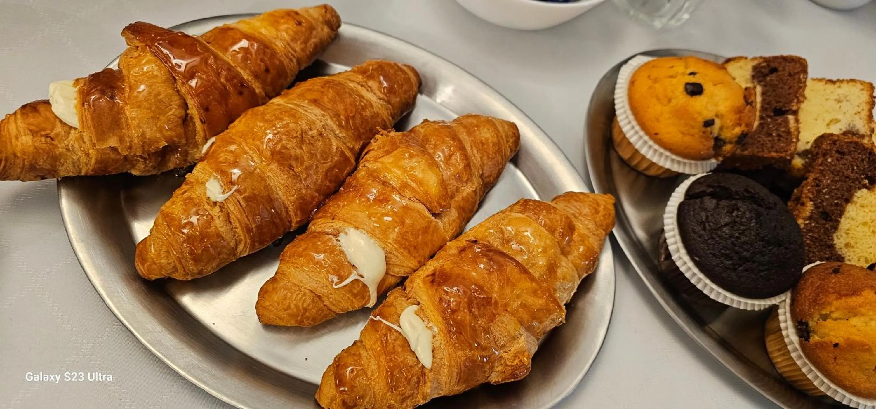 Restaurant/places to eat in Adac Boutique Hotel