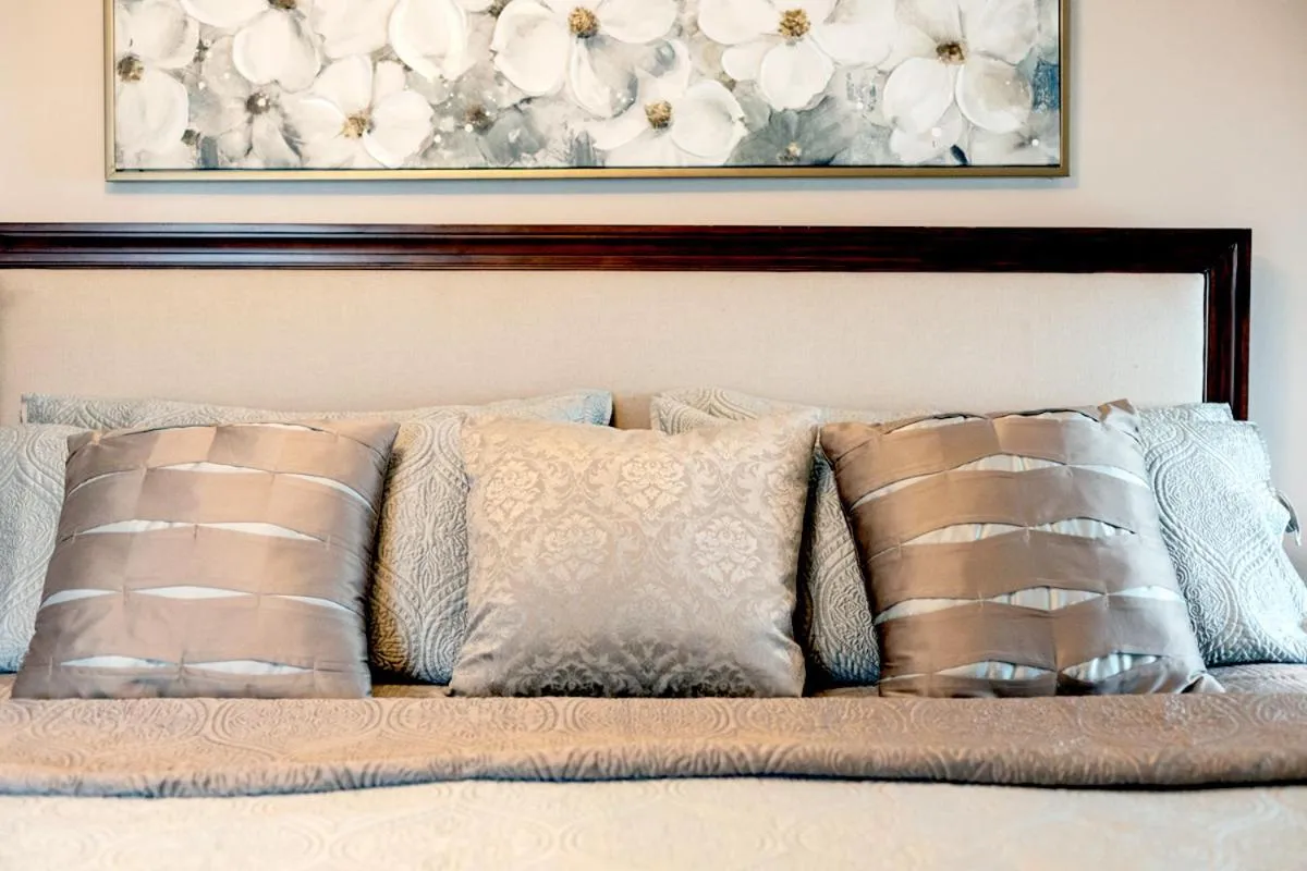 South Broadway Manor B&B - Near Fallingwater, Ohiopyle State Park, Hiking & Biking trails GAP