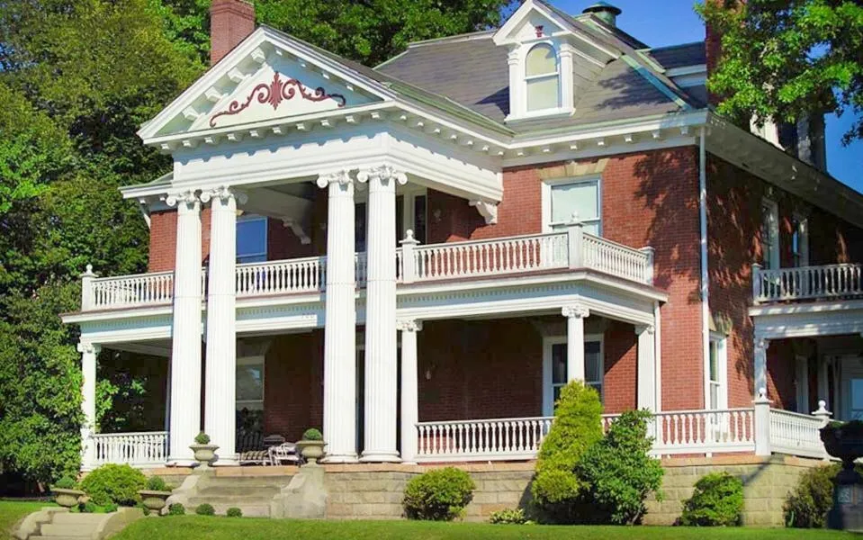 Property building in South Broadway Manor B&B - Near Fallingwater, Ohiopyle State Park, Hiking & Biking trails GAP