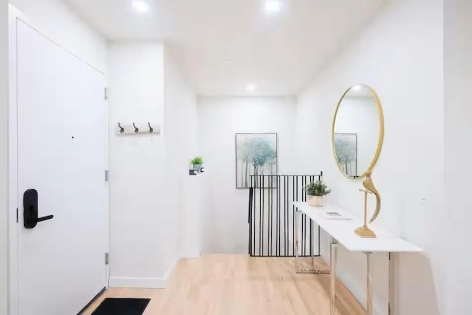 Luxury 2BR Duplex 5min to Central Park