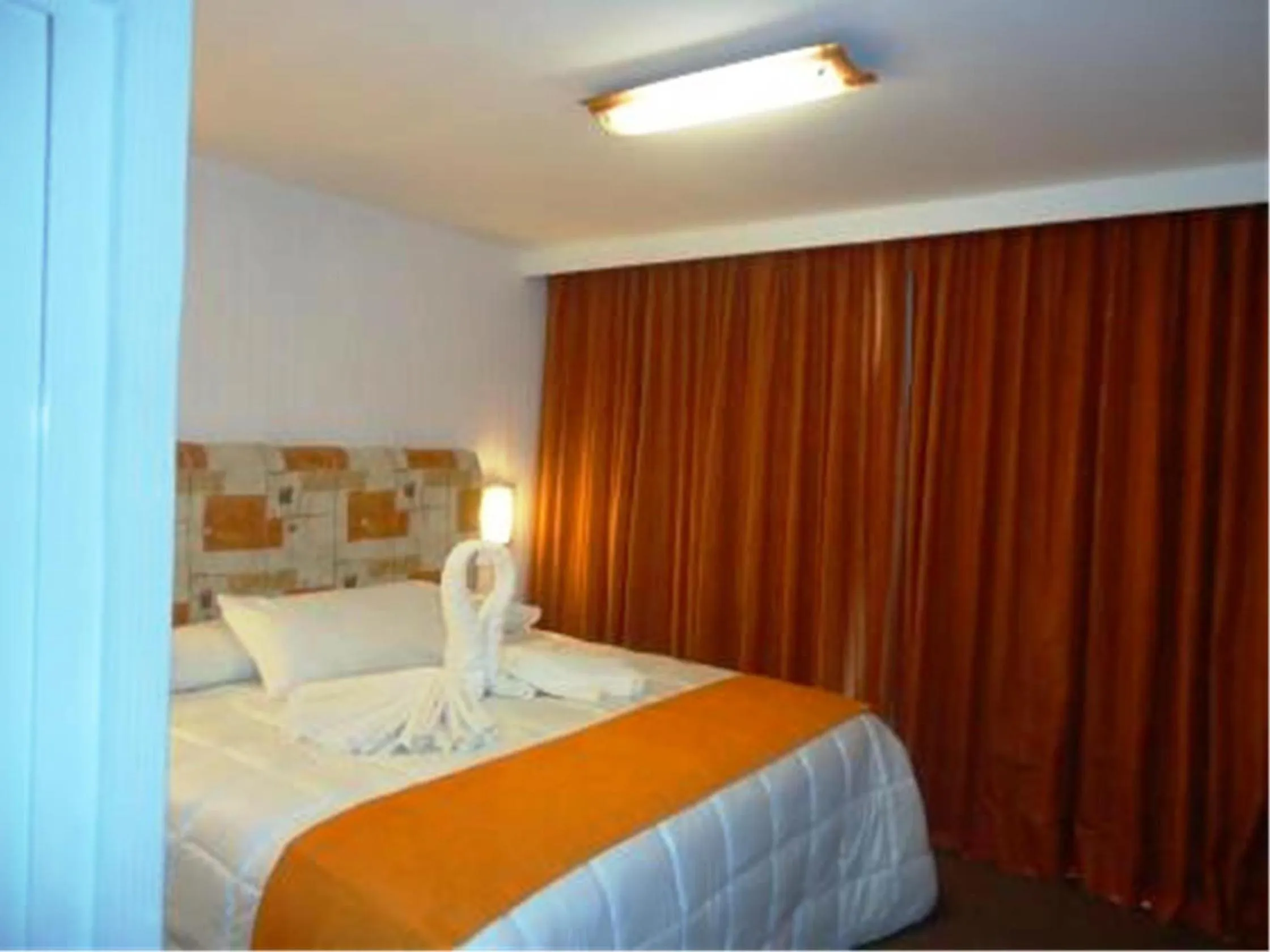 Bed in Hotel Villa de Cortez