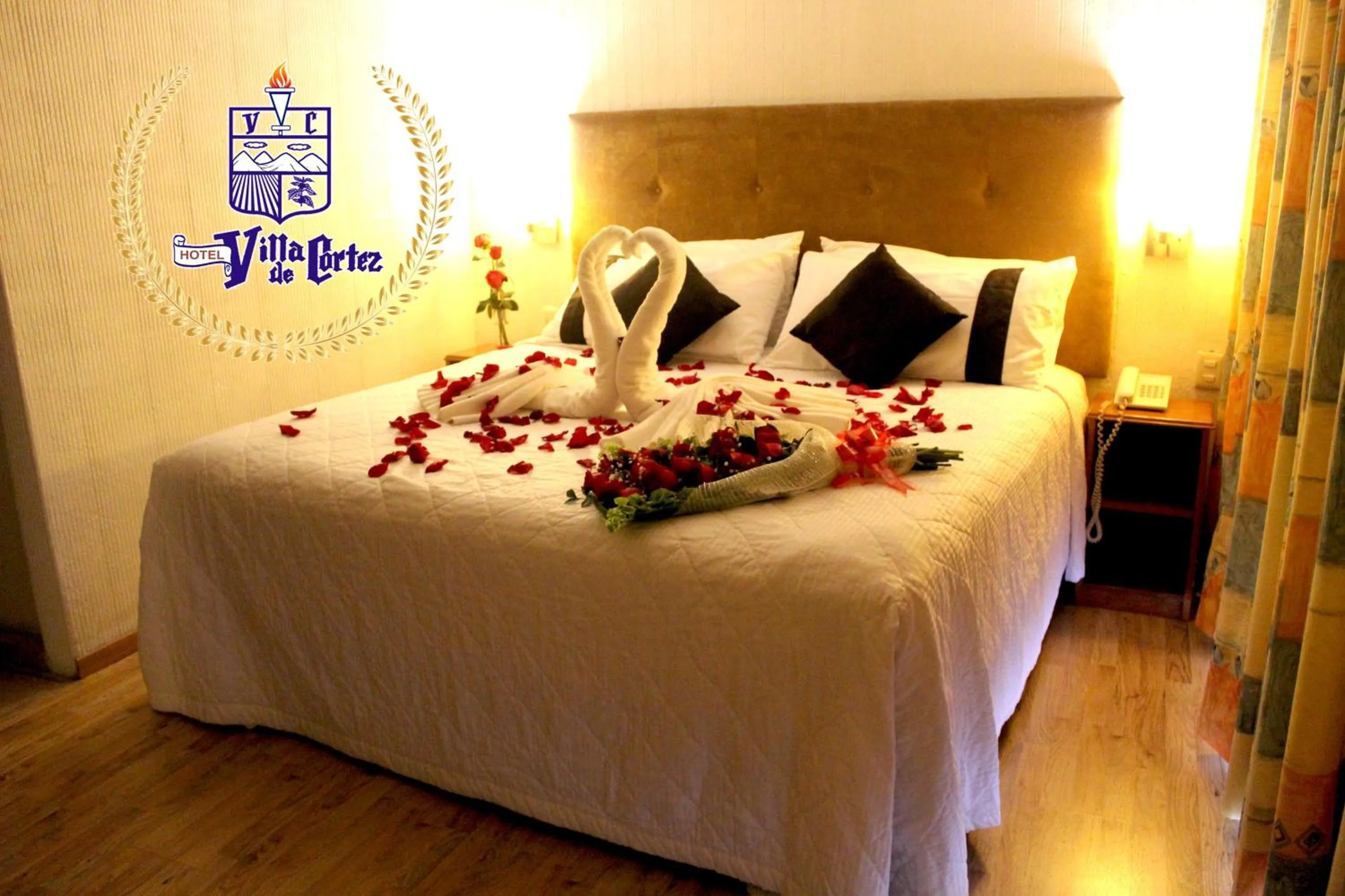 Bed in Hotel Villa de Cortez