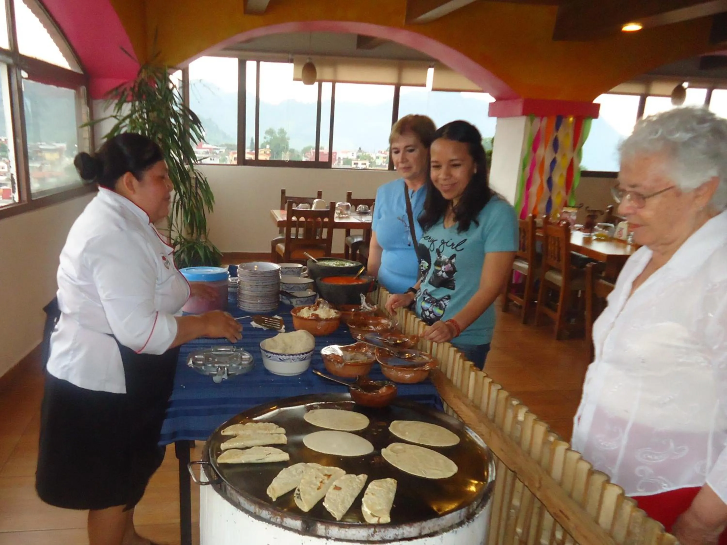 Meals in Hotel Villa de Cortez