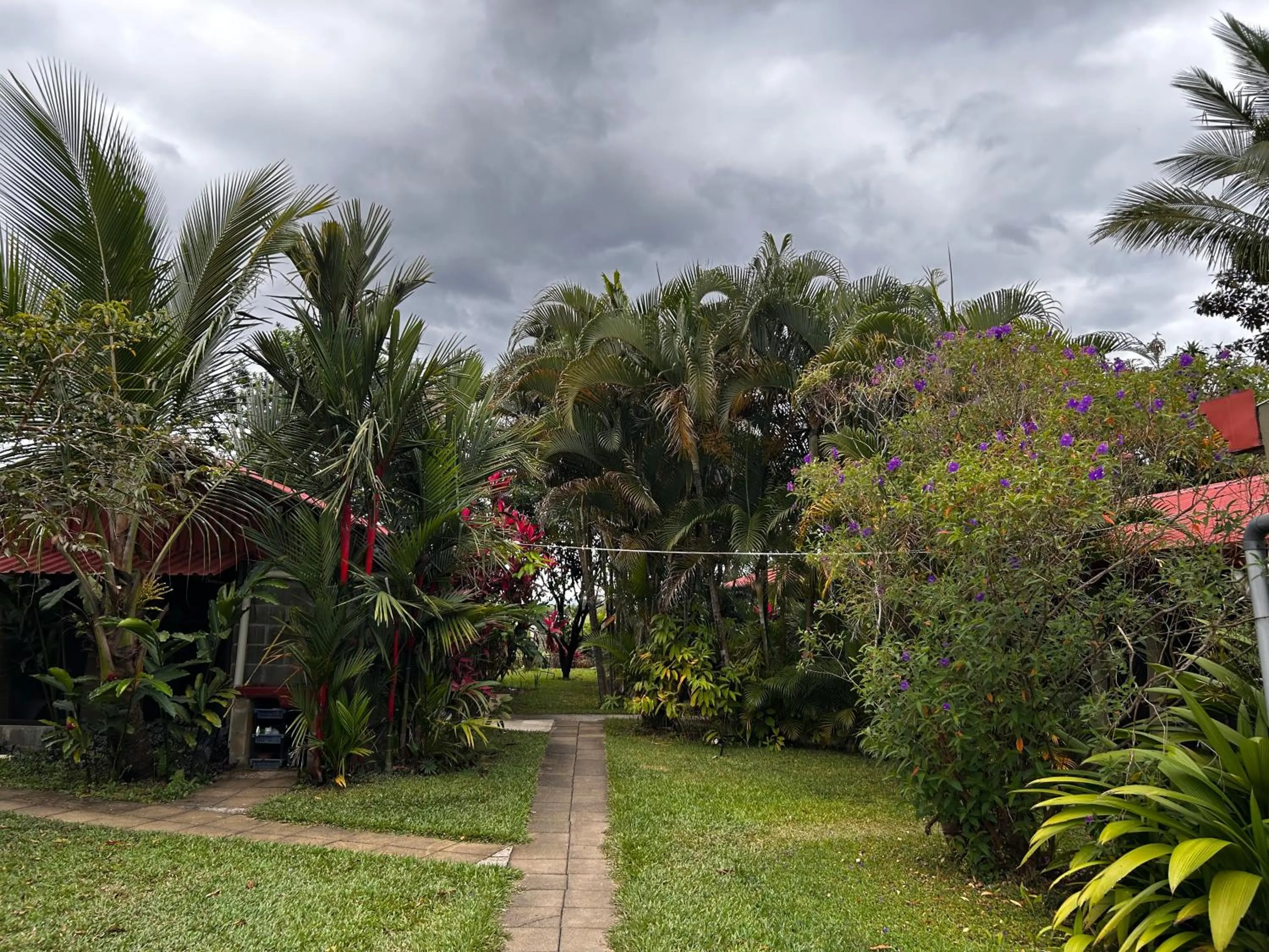 Property building in B&B Garden Grecia