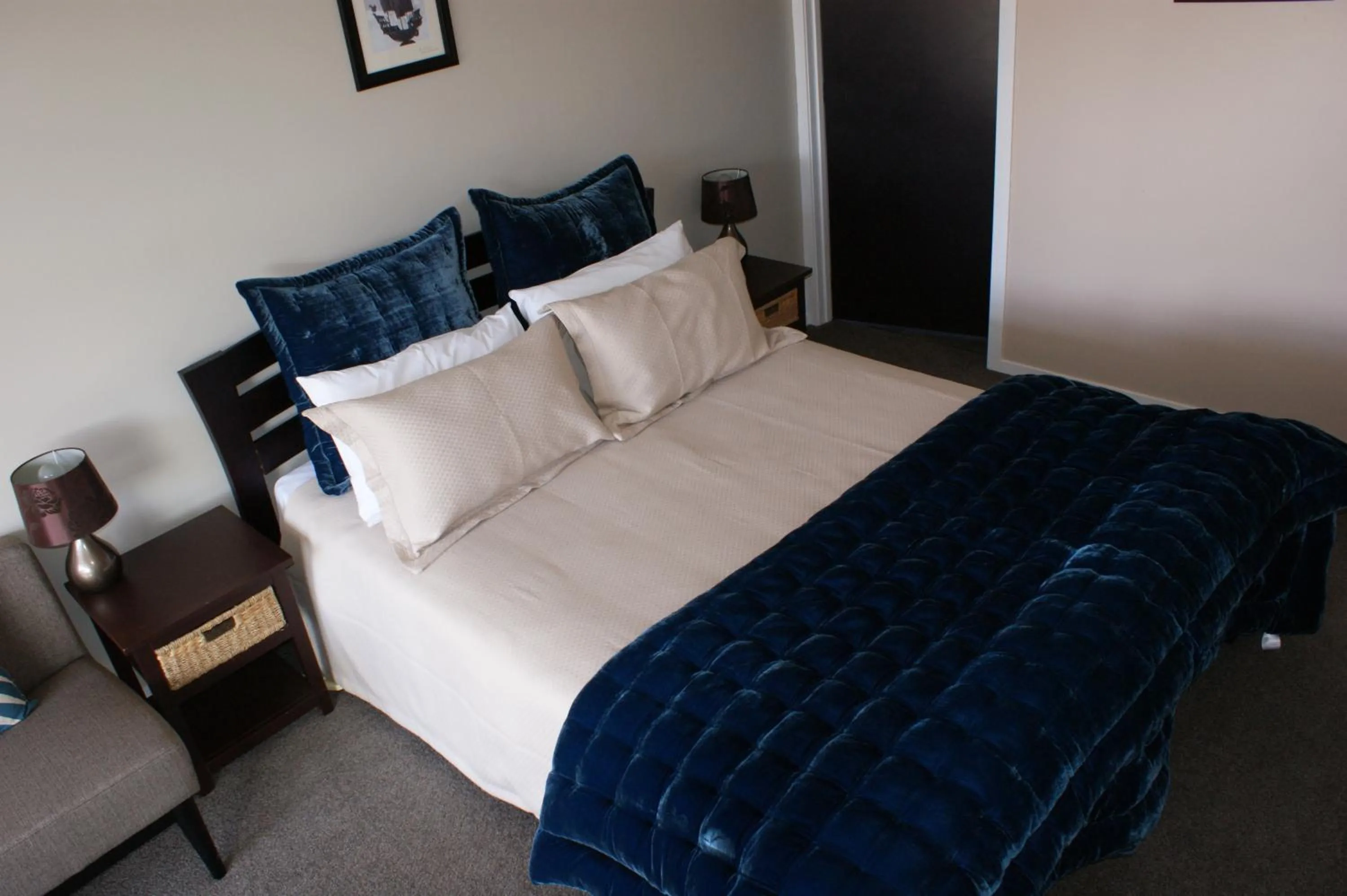 Deluxe Double Room - Marine  in 73 Milton Accommodation