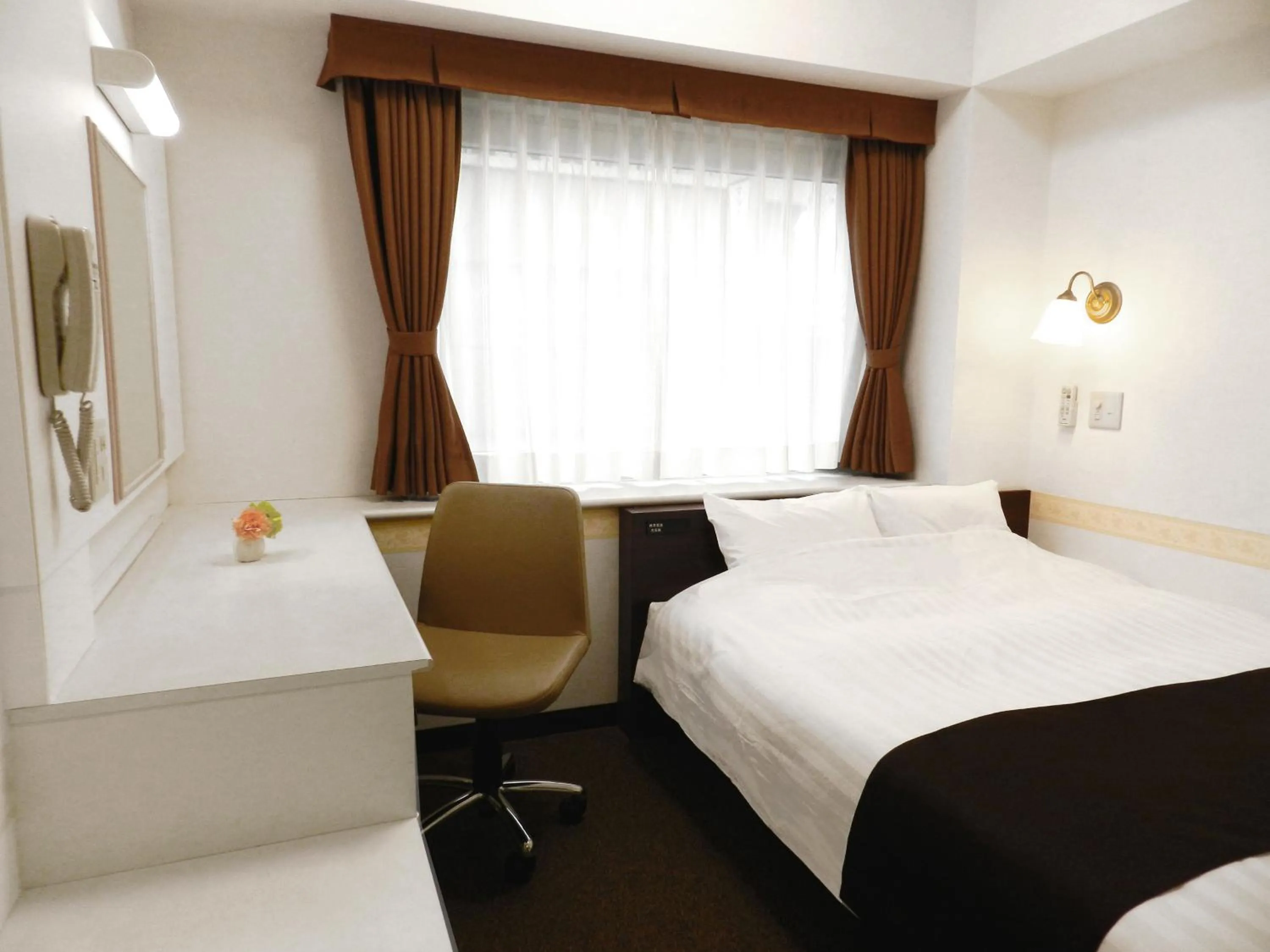 Photo of the whole room, Bed in Hotel Check In Shimbashi