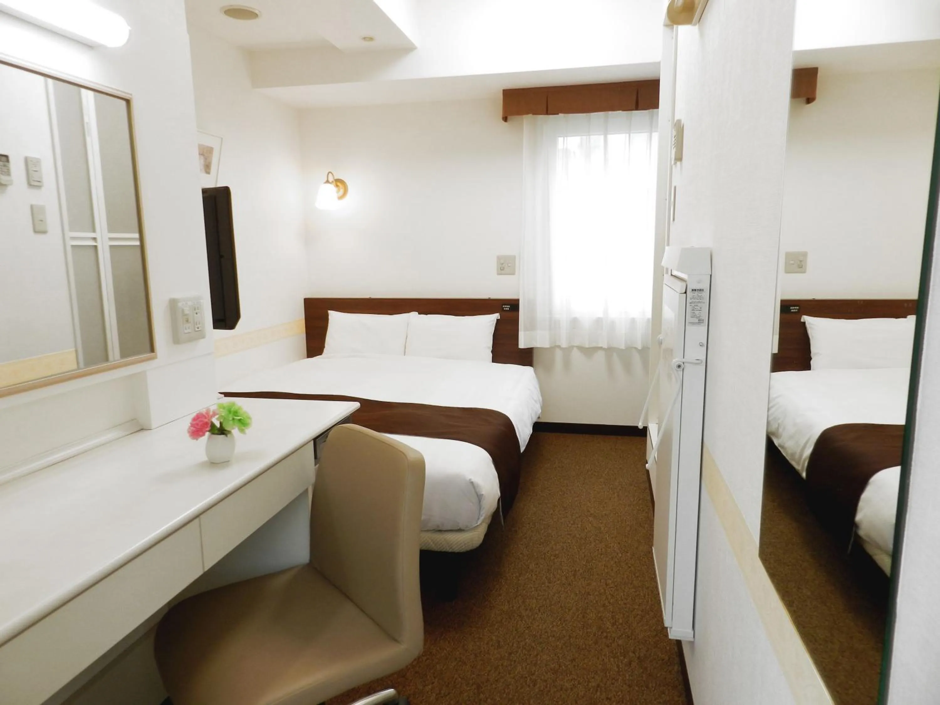 Bed in Hotel Check In Shimbashi