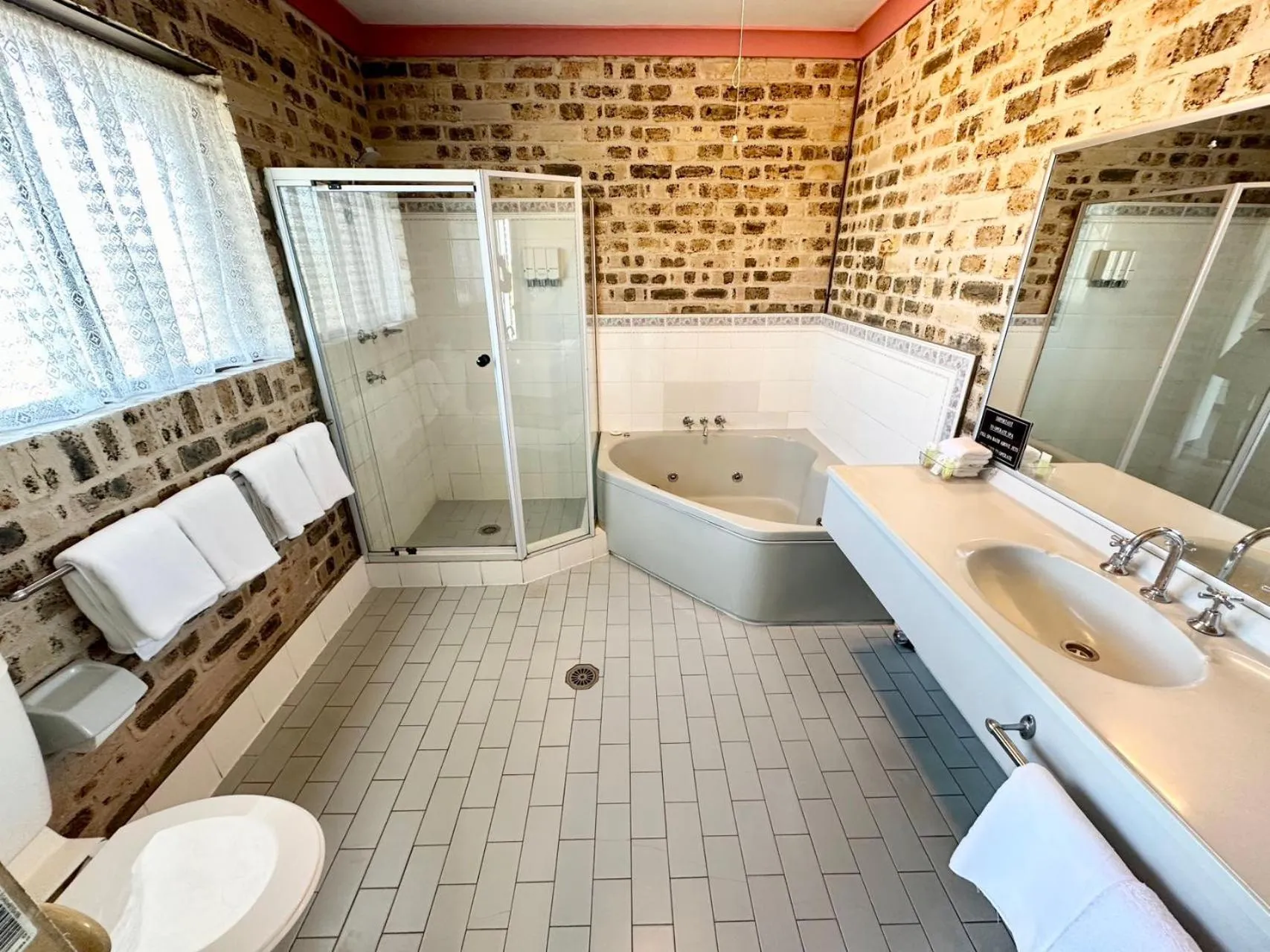 Shower in Sir Francis Drake