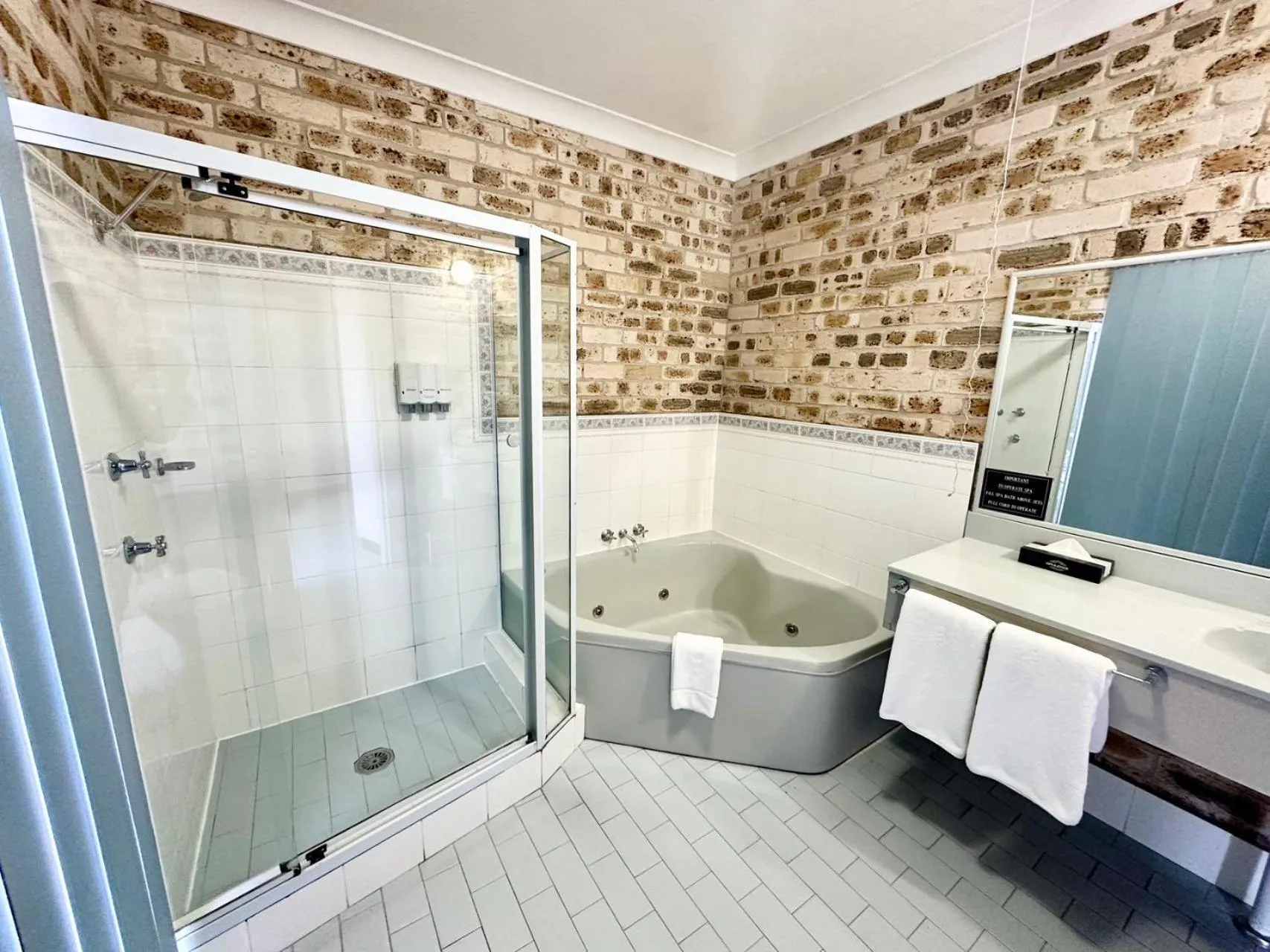 Shower in Sir Francis Drake