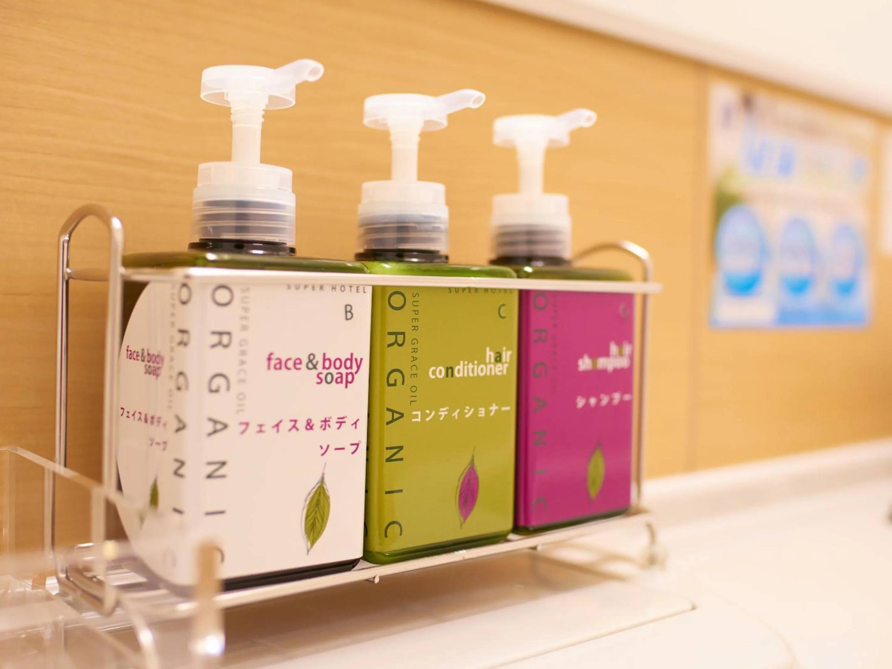 Shower in Super Hotel Shinagawa Shinbanba