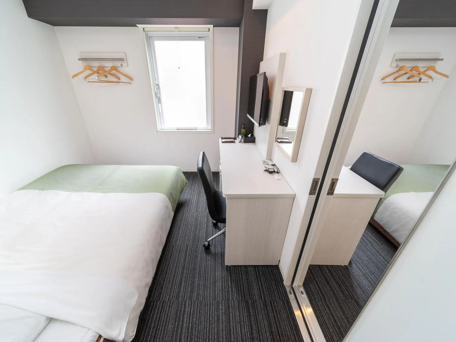 Bed in Super Hotel Shinagawa Shinbanba