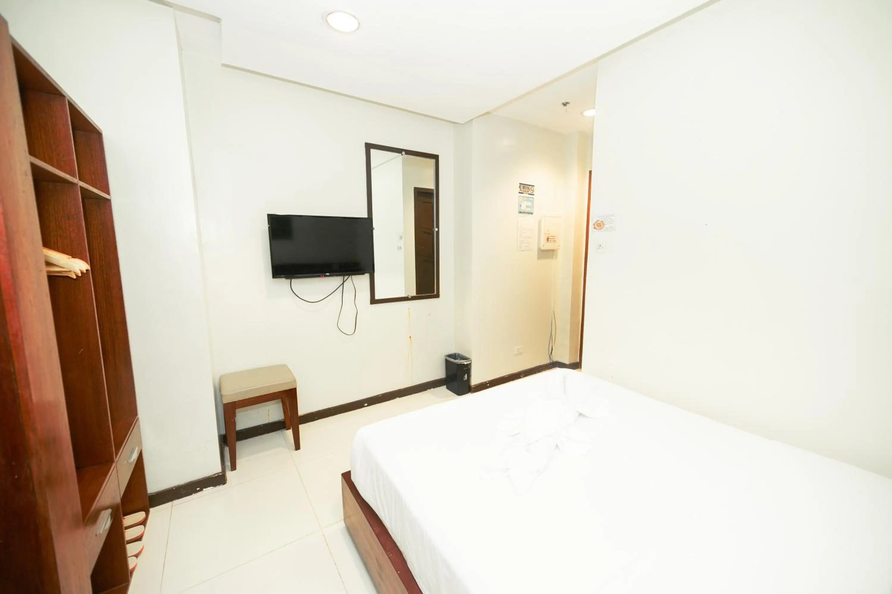 Bedroom, Bed in Marianne Hotel