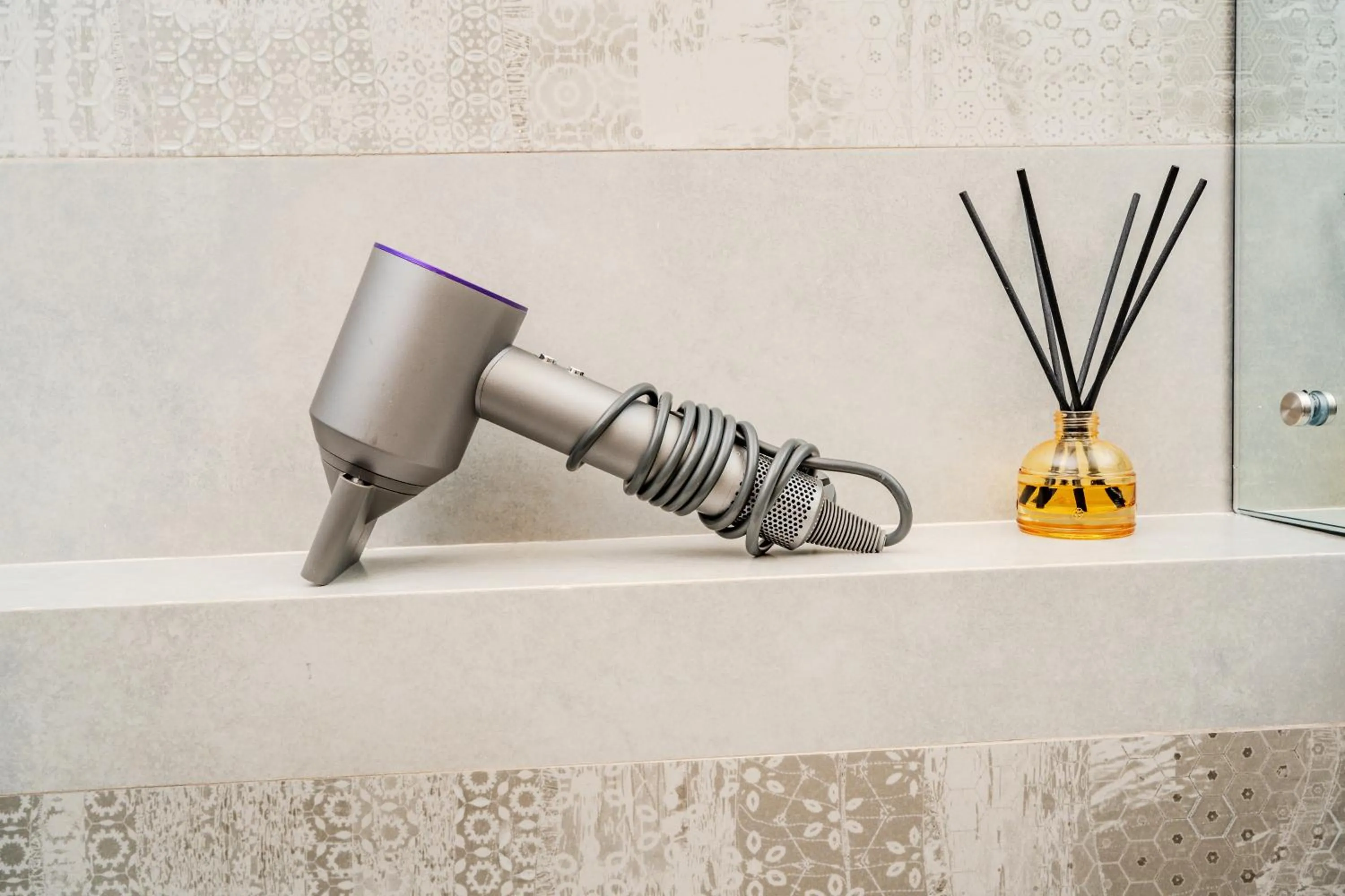 hair dryier in Mzion Hotel Weligama