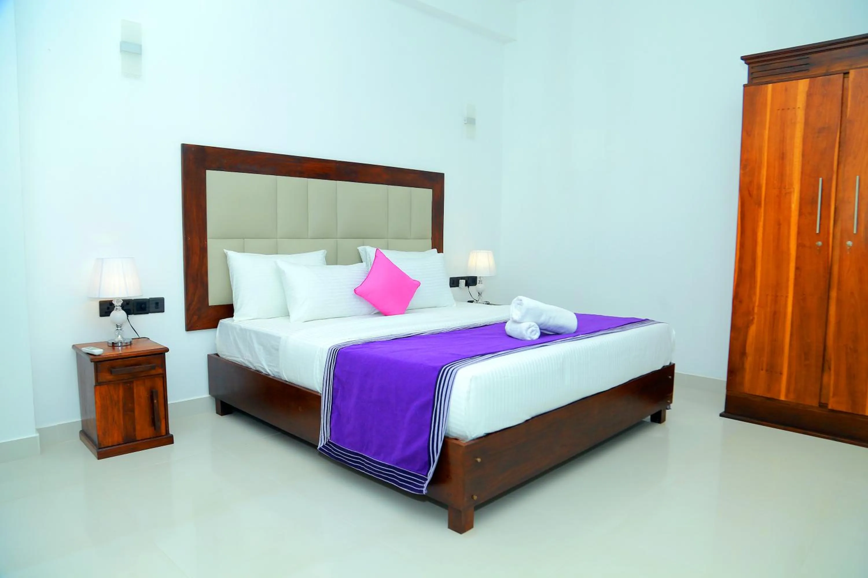 Bed in Mzion Hotel Weligama