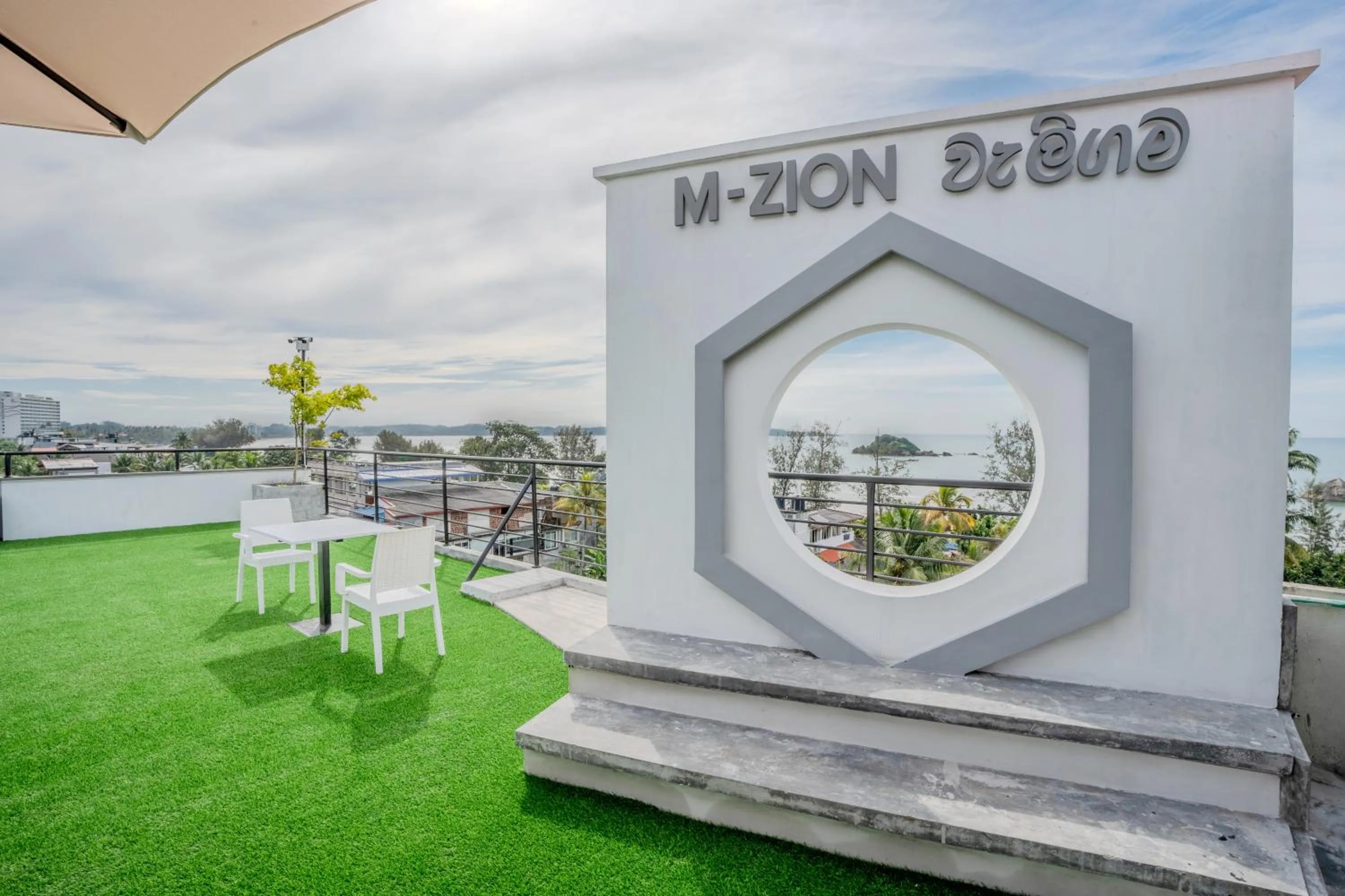 Restaurant/places to eat in Mzion Hotel Weligama