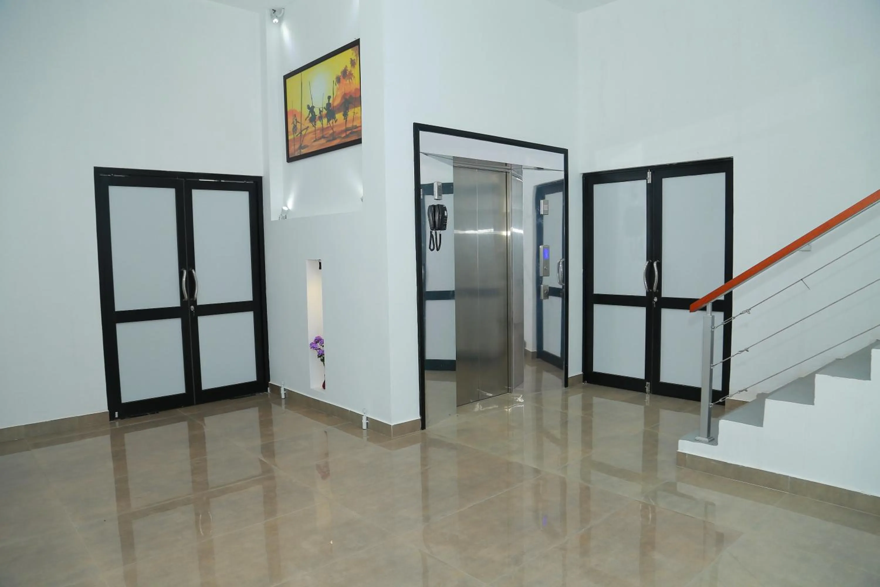 elevator in Mzion Hotel Weligama