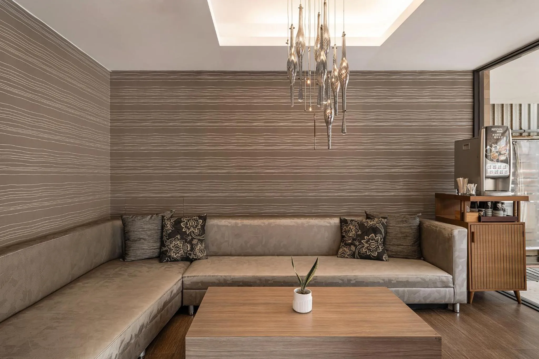 Seating area in The Riverside Hotel Hengchun