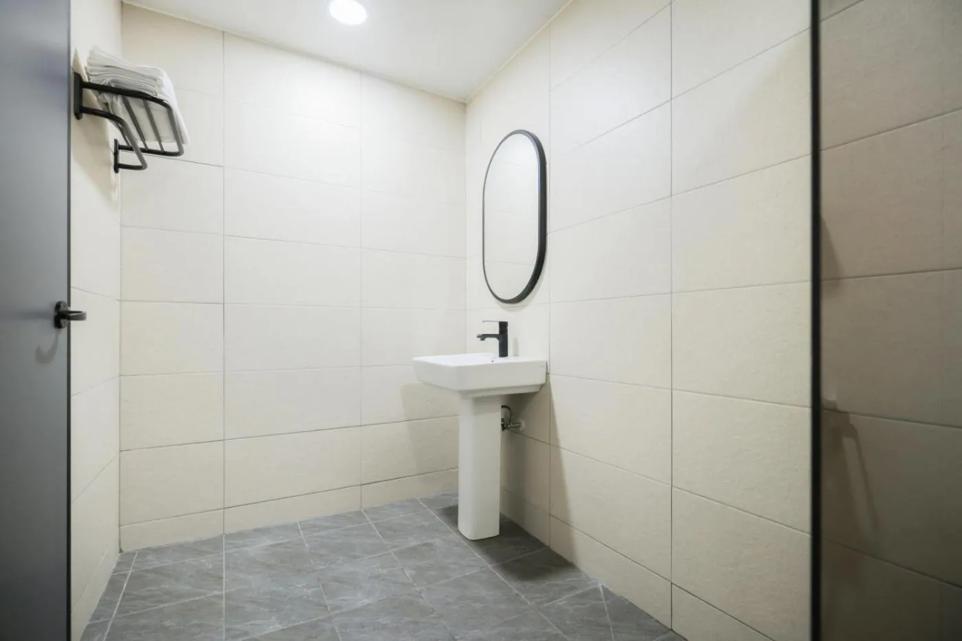 Hwaseong Stay13 Hotel