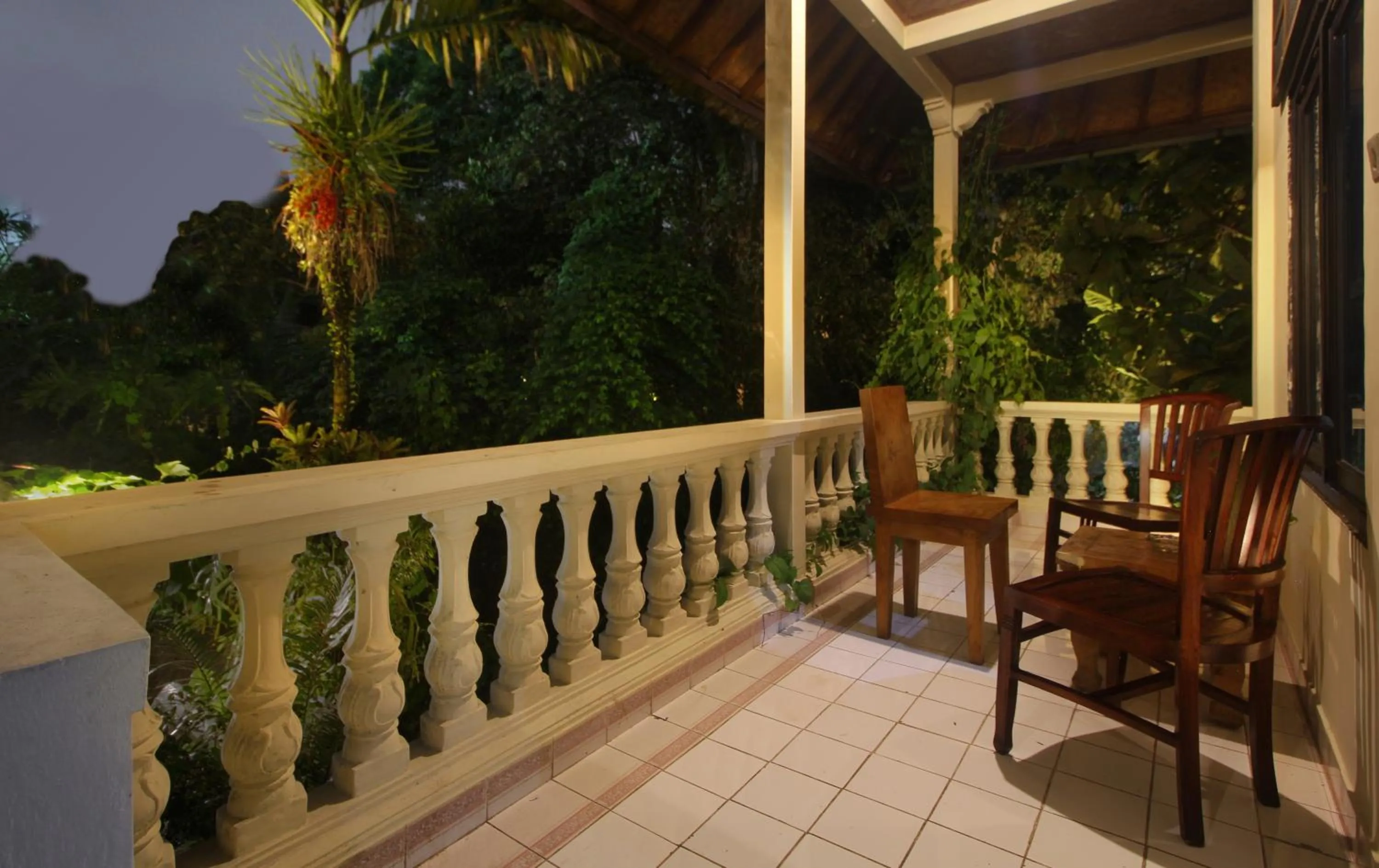 Balcony/Terrace in Sari Gong Guest House, A Trishula Collection
