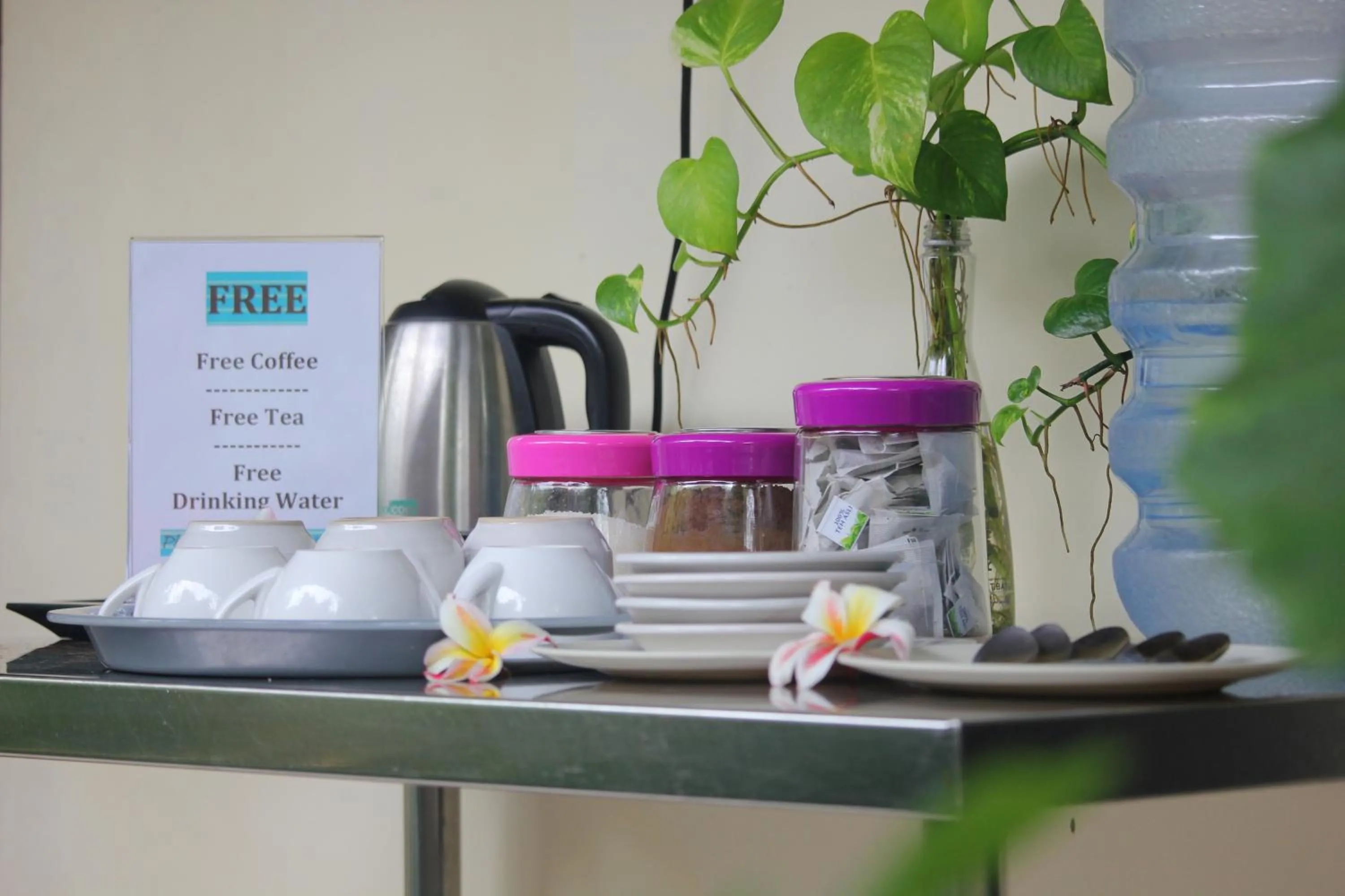 Coffee/tea facilities in Sari Gong Guest House, A Trishula Collection