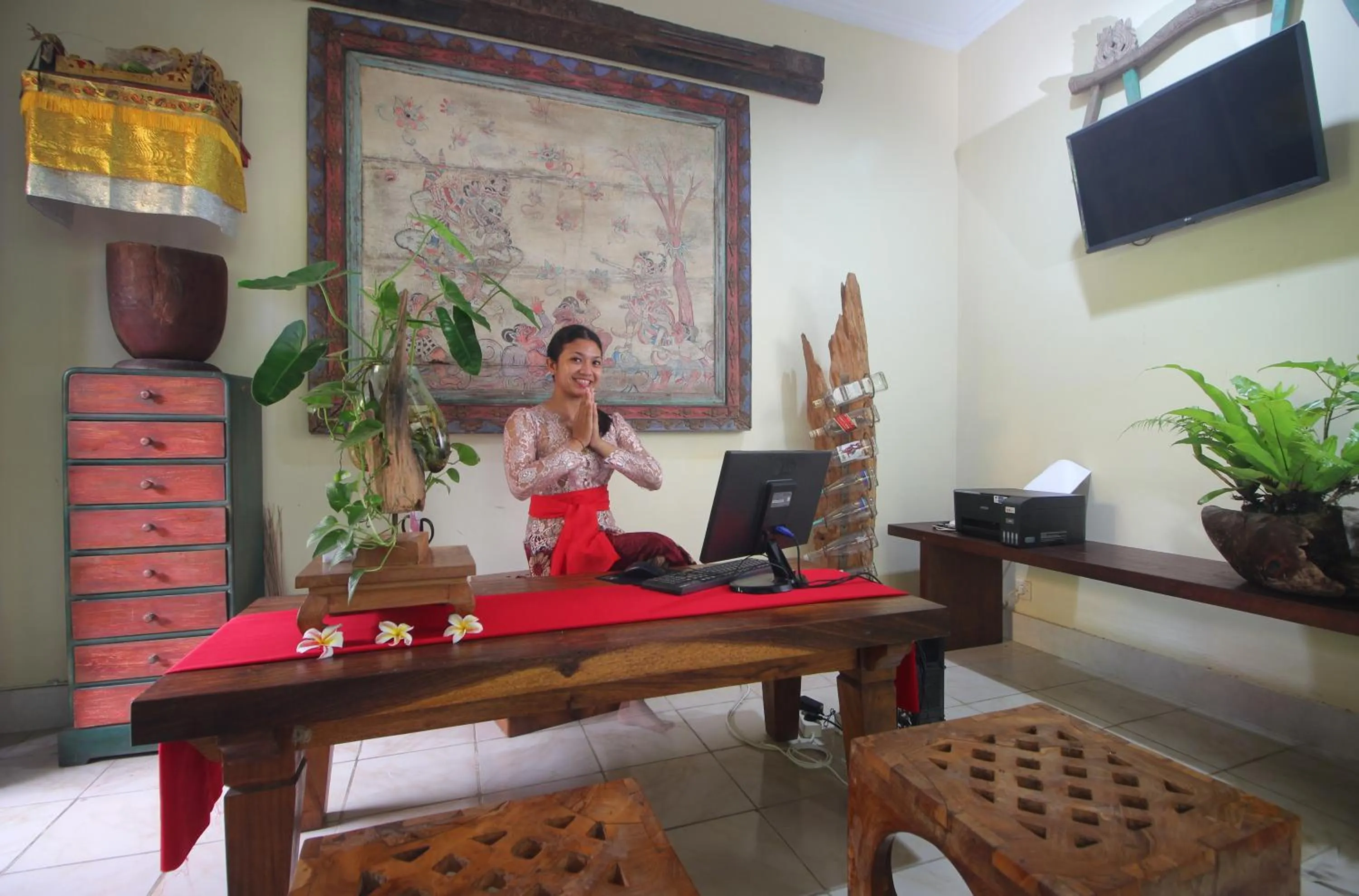 Lobby or reception in Sari Gong Guest House, A Trishula Collection