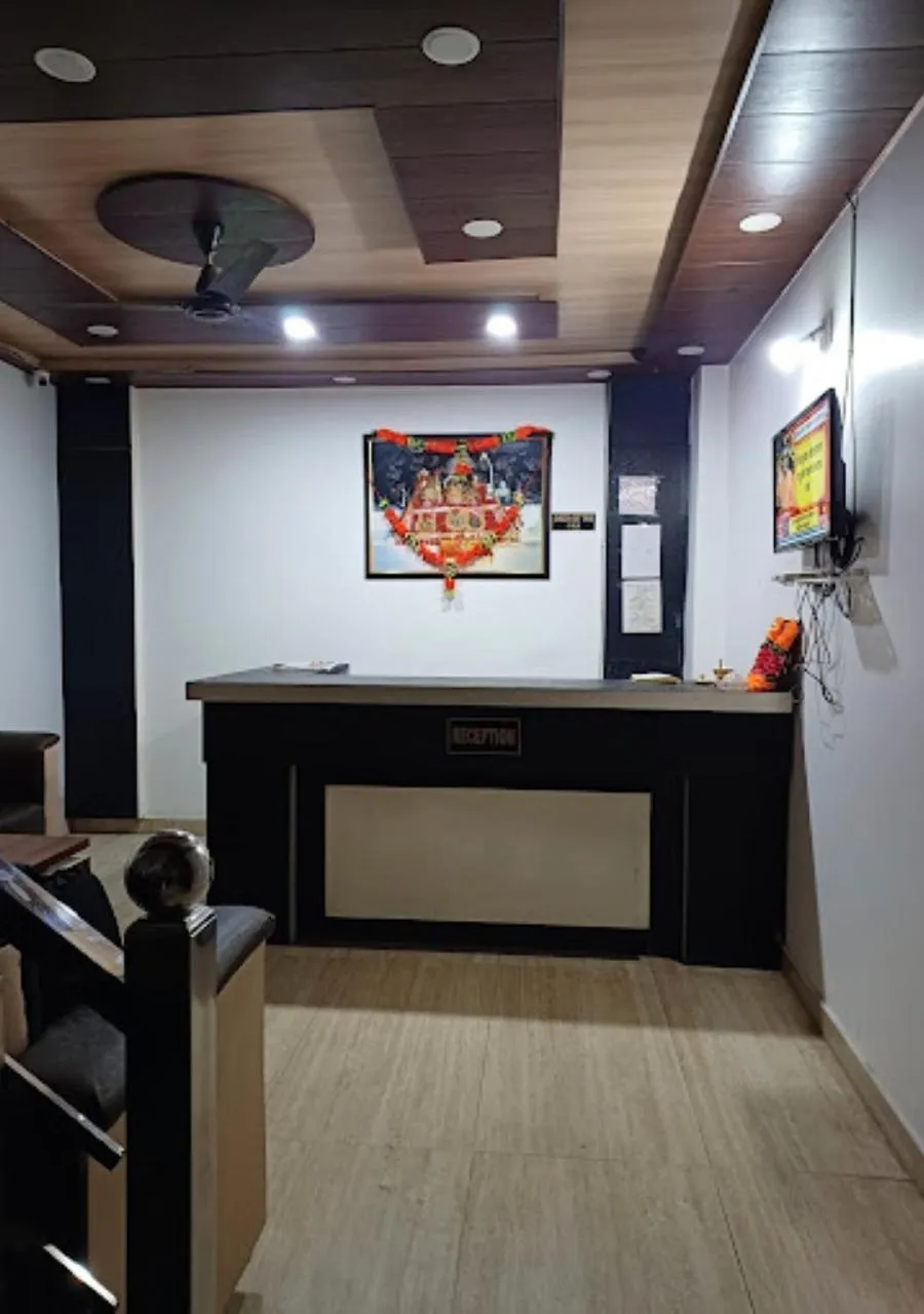 Hotel Lords Paradise 