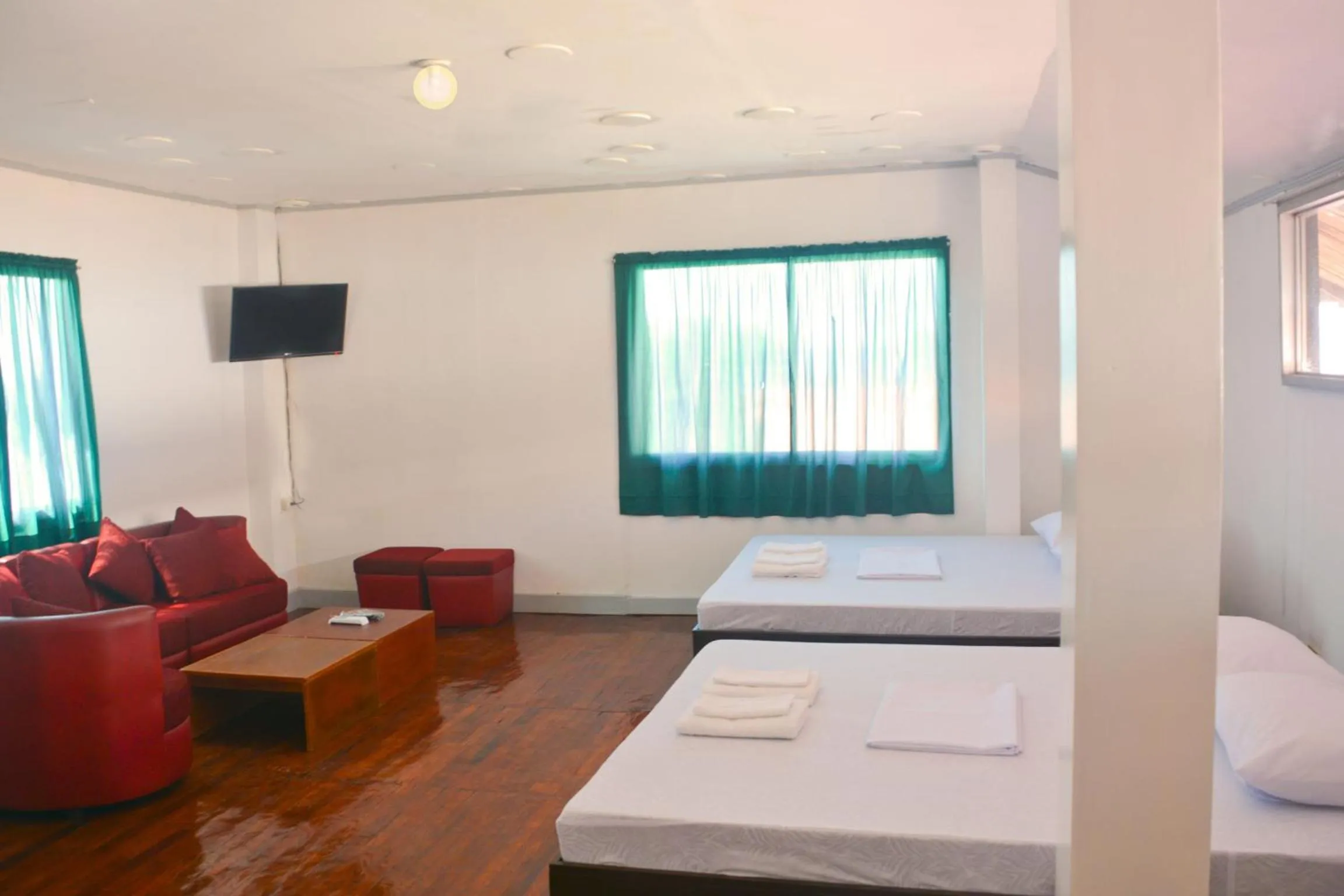 Day, Bed in Isla Bonita Beach Resort