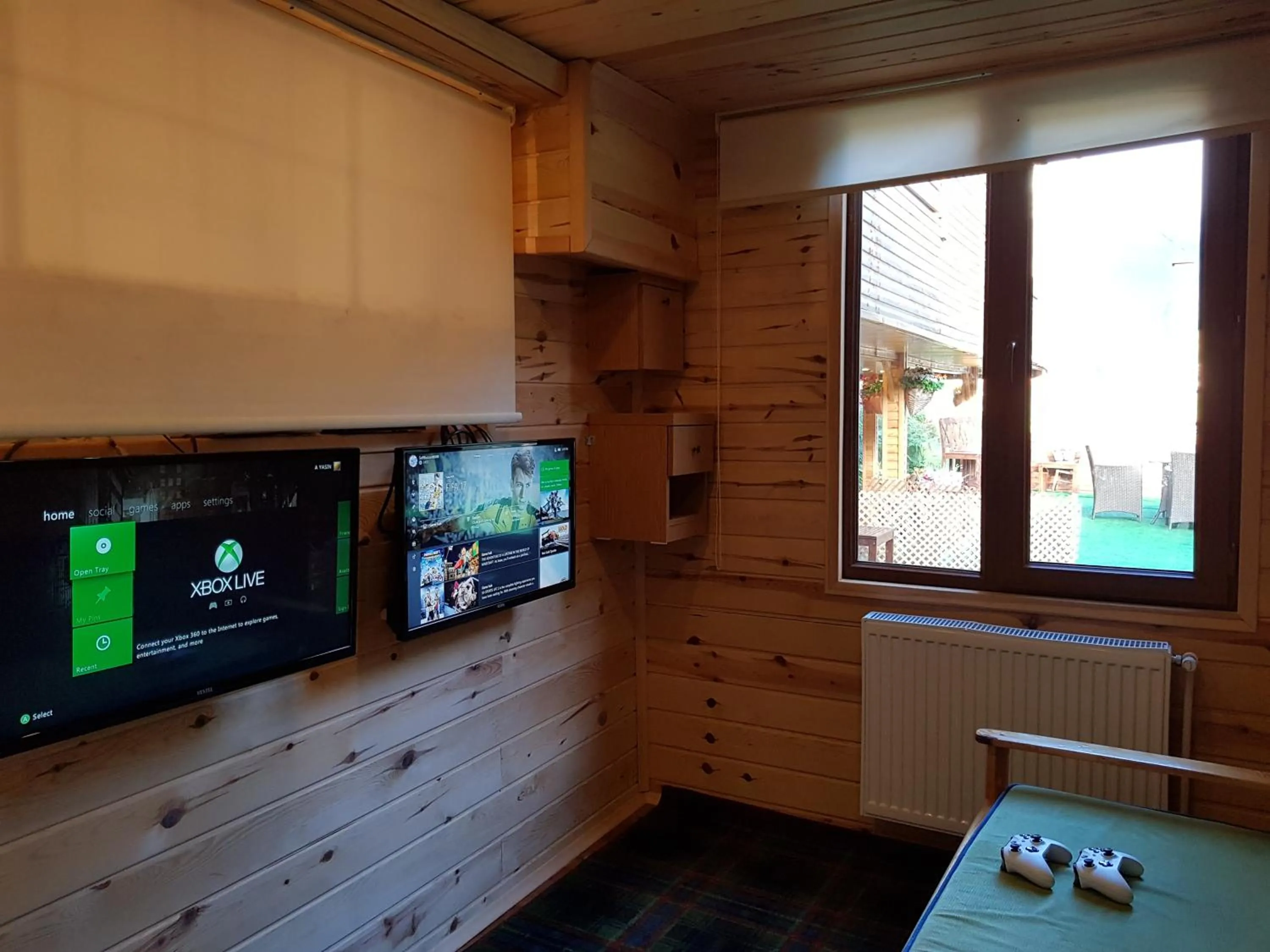 Communal lounge/ TV room in Ayder Doga Resort