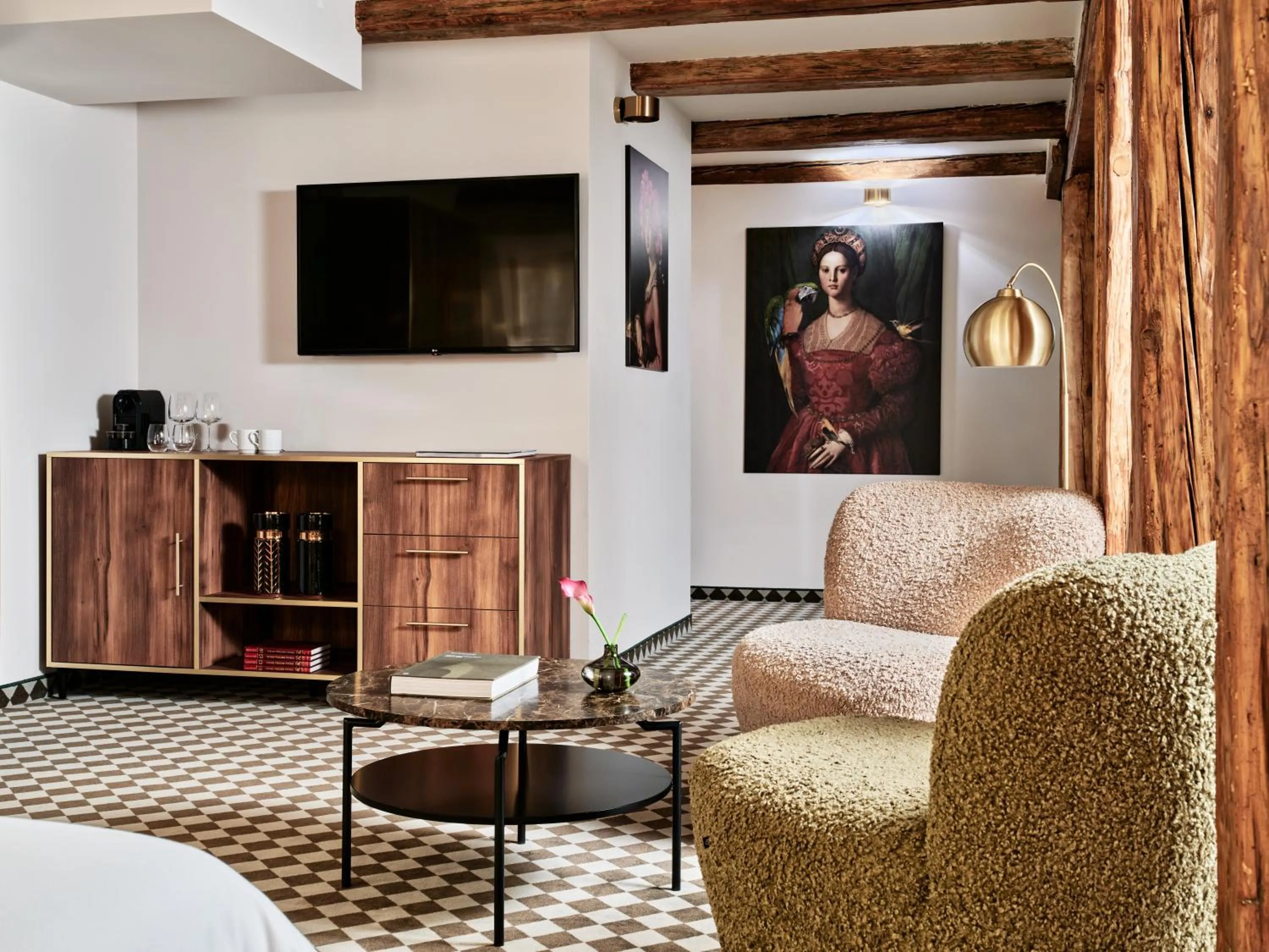 Seating area in Hotel Pietryna