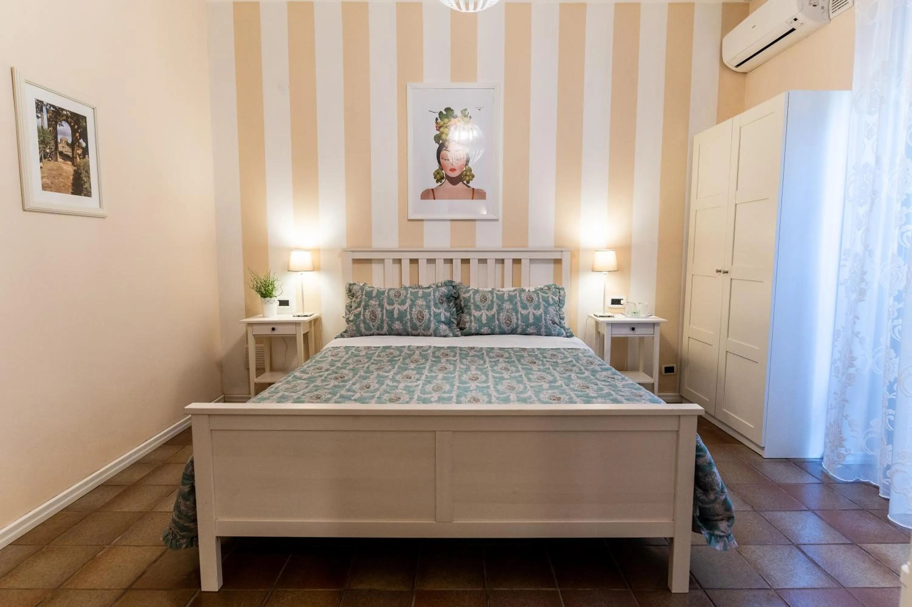 Bedroom, Bed in B&B Le Sorelle