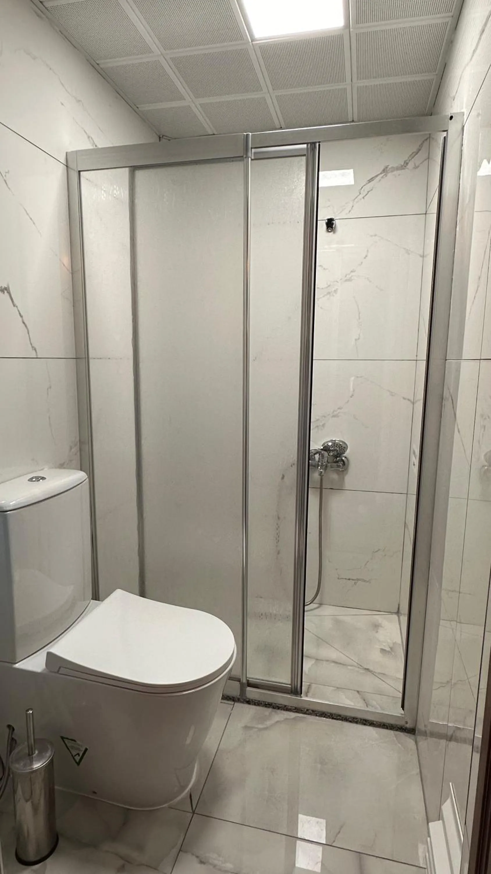 Shower in Dunya Residence