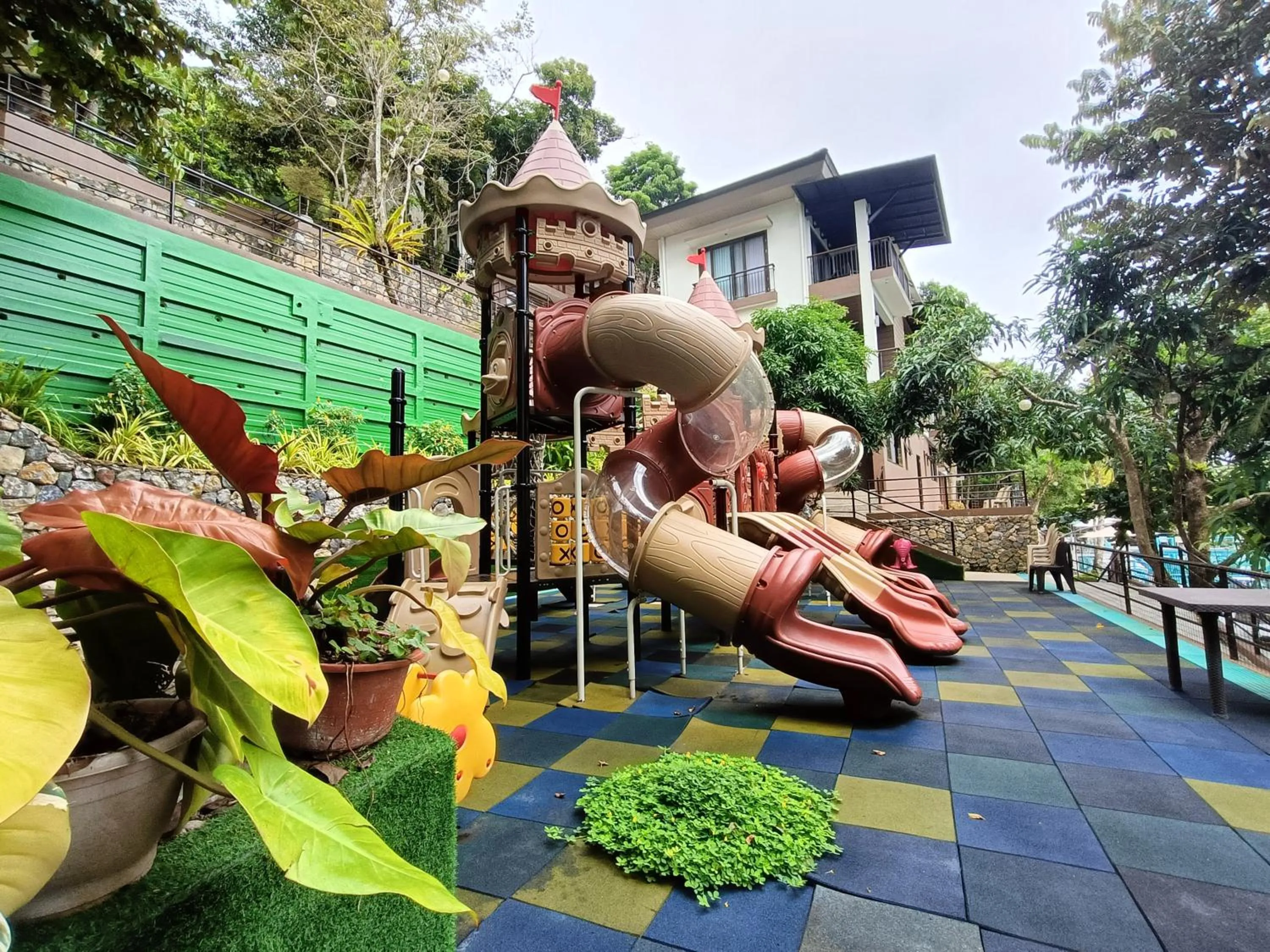 Day in Mist Mountain Resort powered by Cocotel